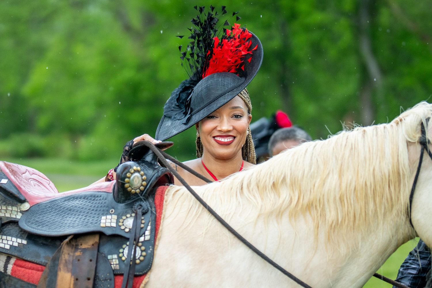 Several close-up shots show a horse being ridden through a green forested trail during a summer outdoor adventure.