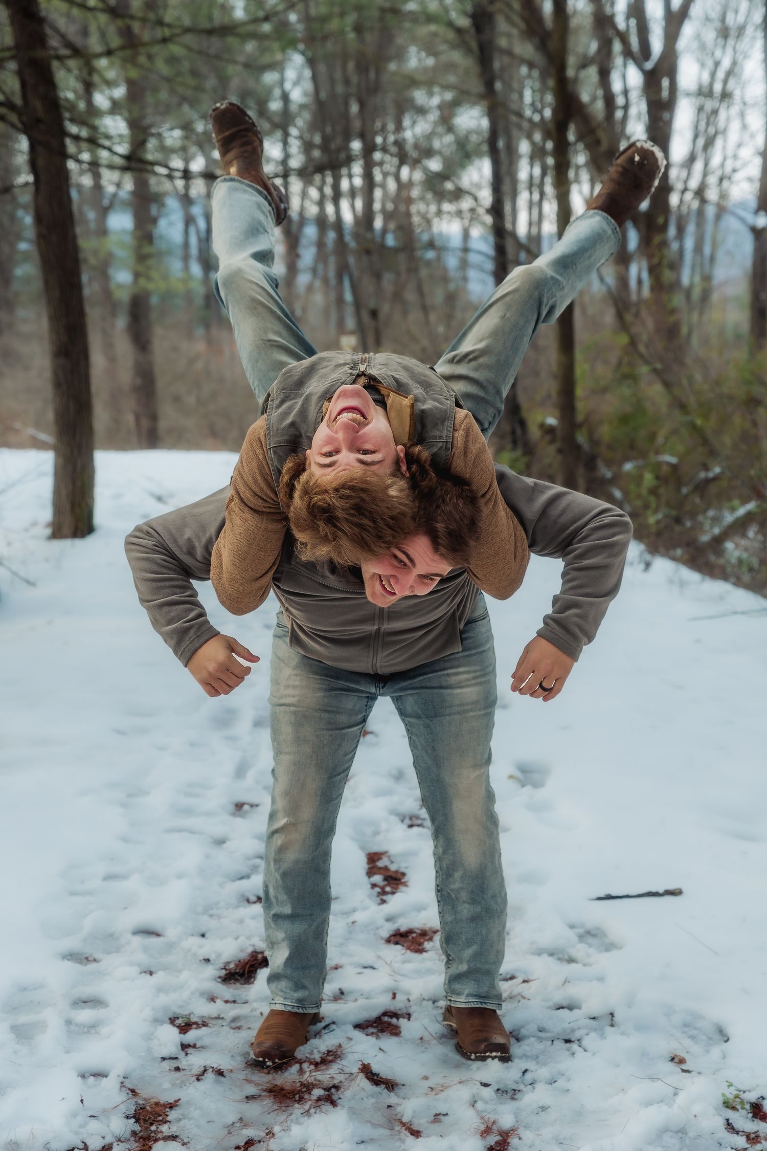 A sequence of photos shows someone playfully bending backwards in the snow-covered forest.