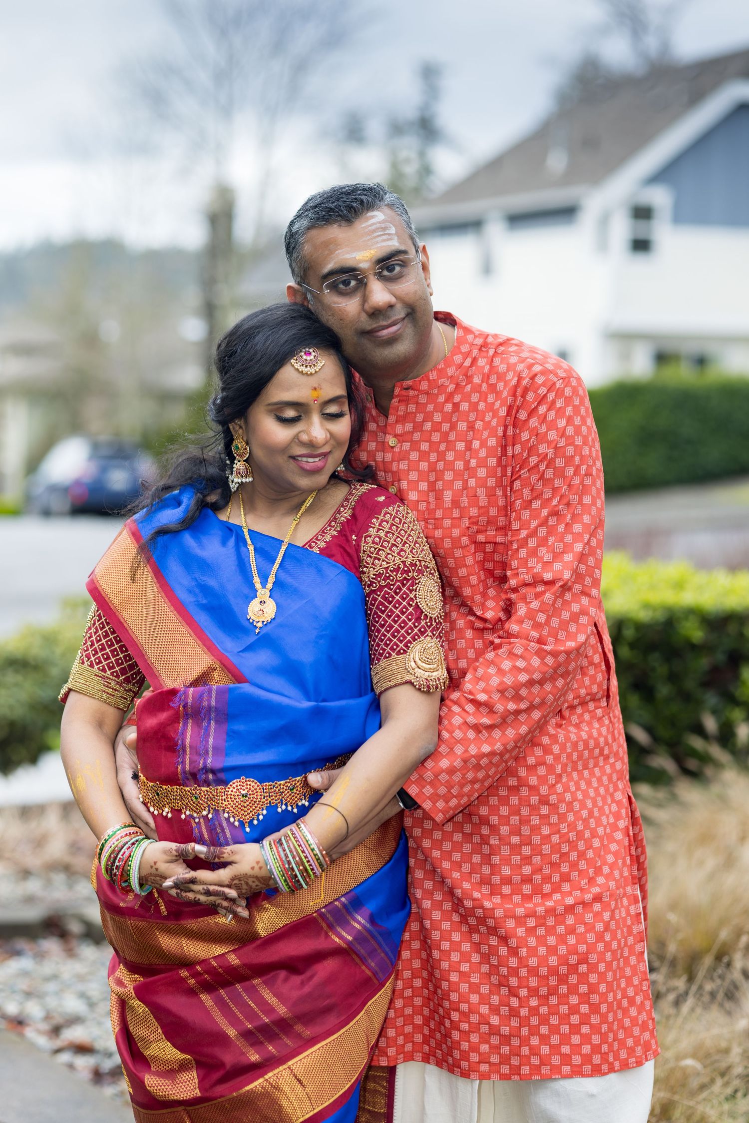 traditional indian baby shower, baby shower ceremony, pregnancy shoot in saree, maternity shoot in saree, couple maternity shoot