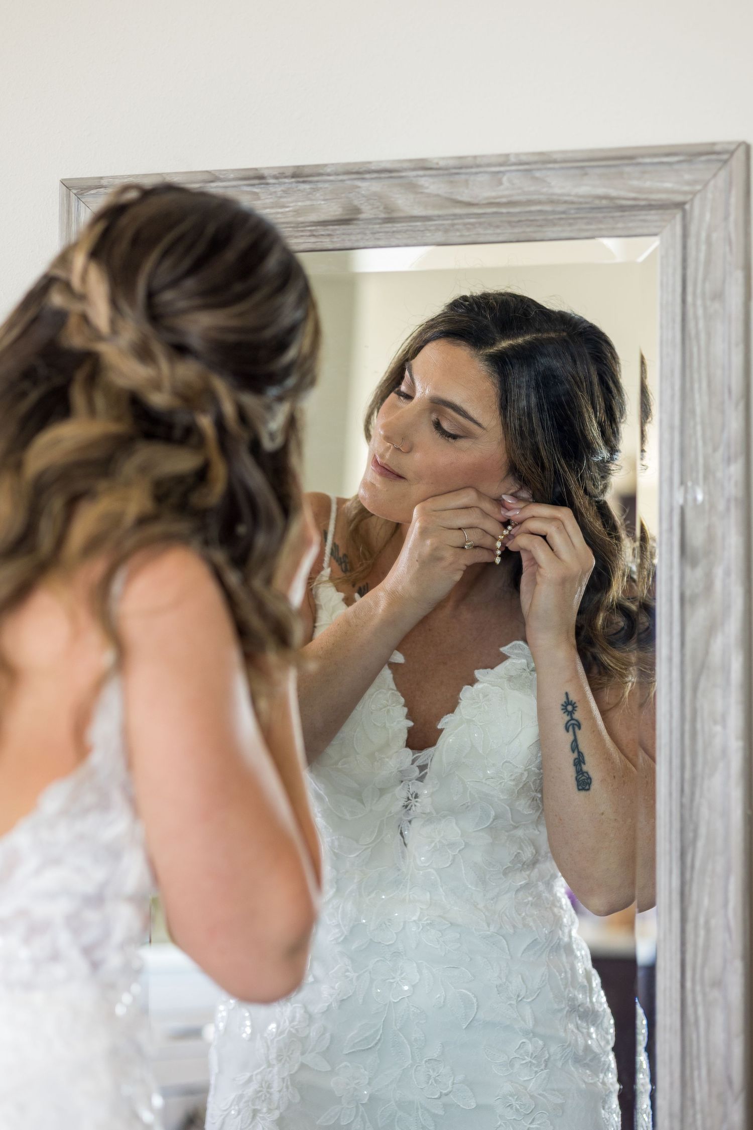bride to be, bride getting ready shots