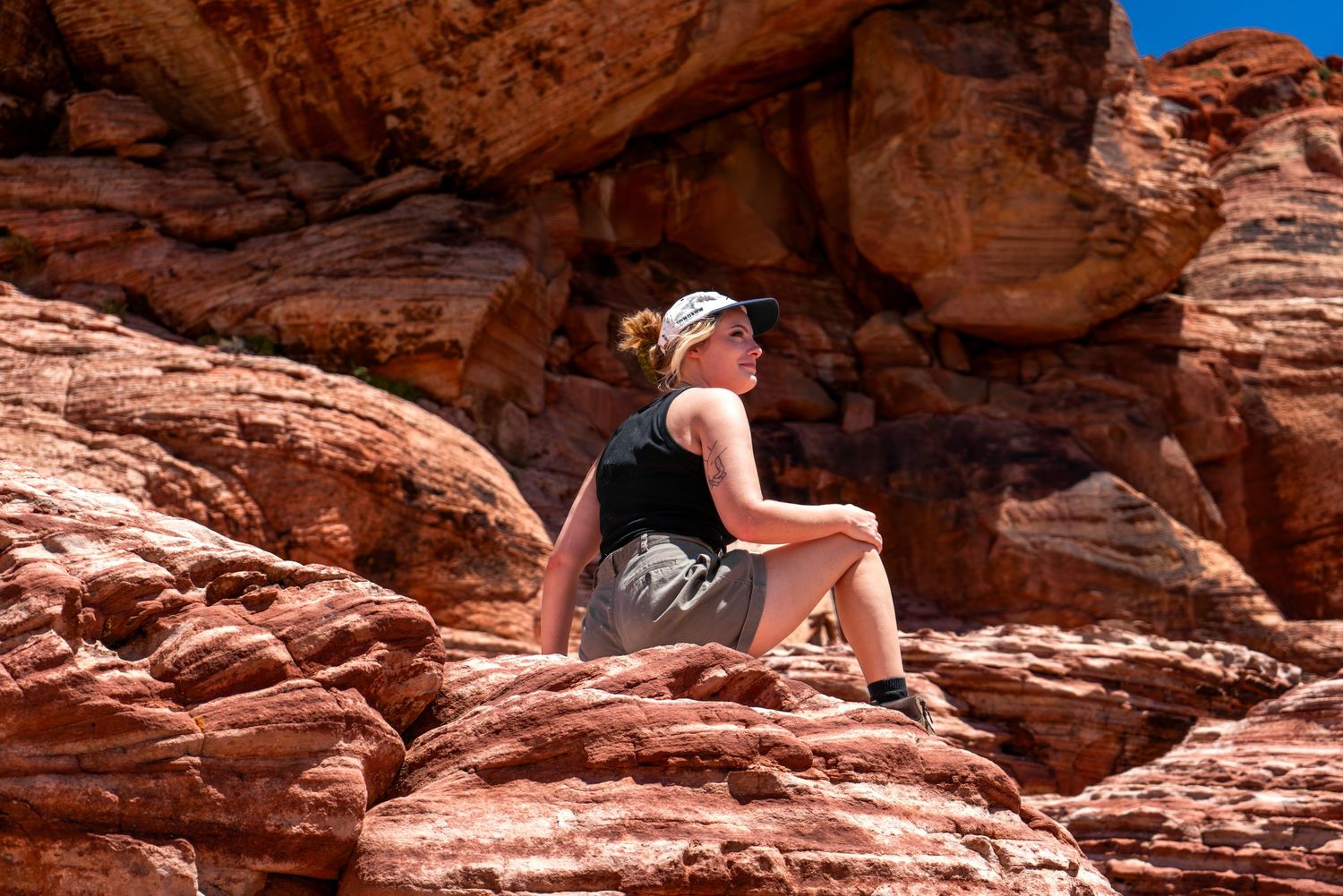 Scenic landscape photography of a beautiful hike through Red Rock Canyon captured by Oasis Digital.