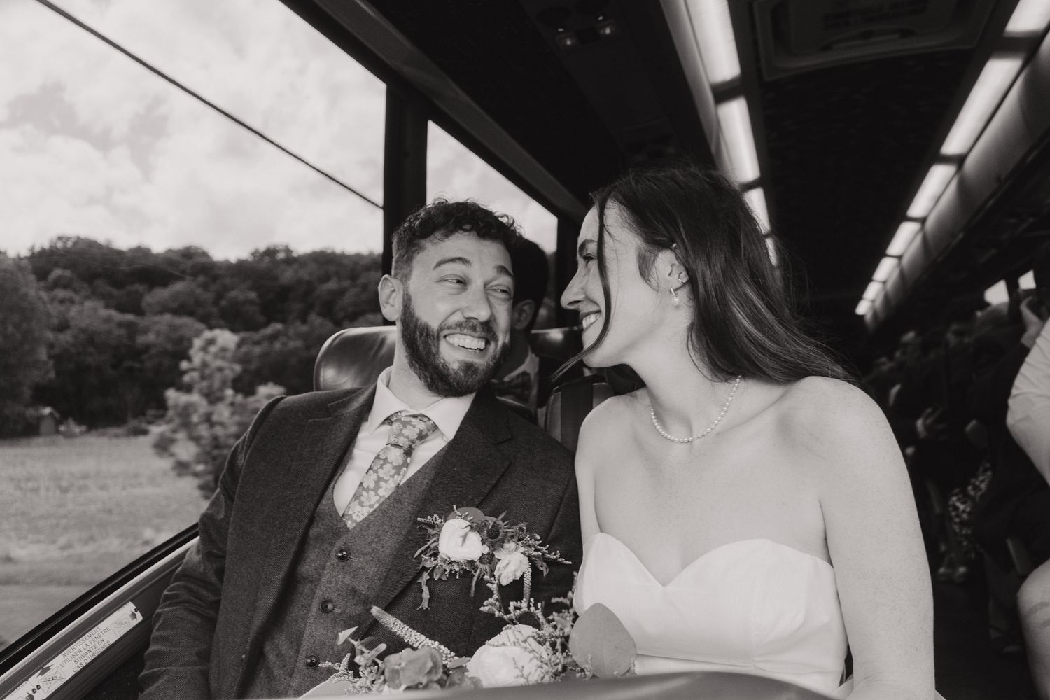 Cat and Seb, Niagara on the lake Ontario - Wedding photography by James Glac
