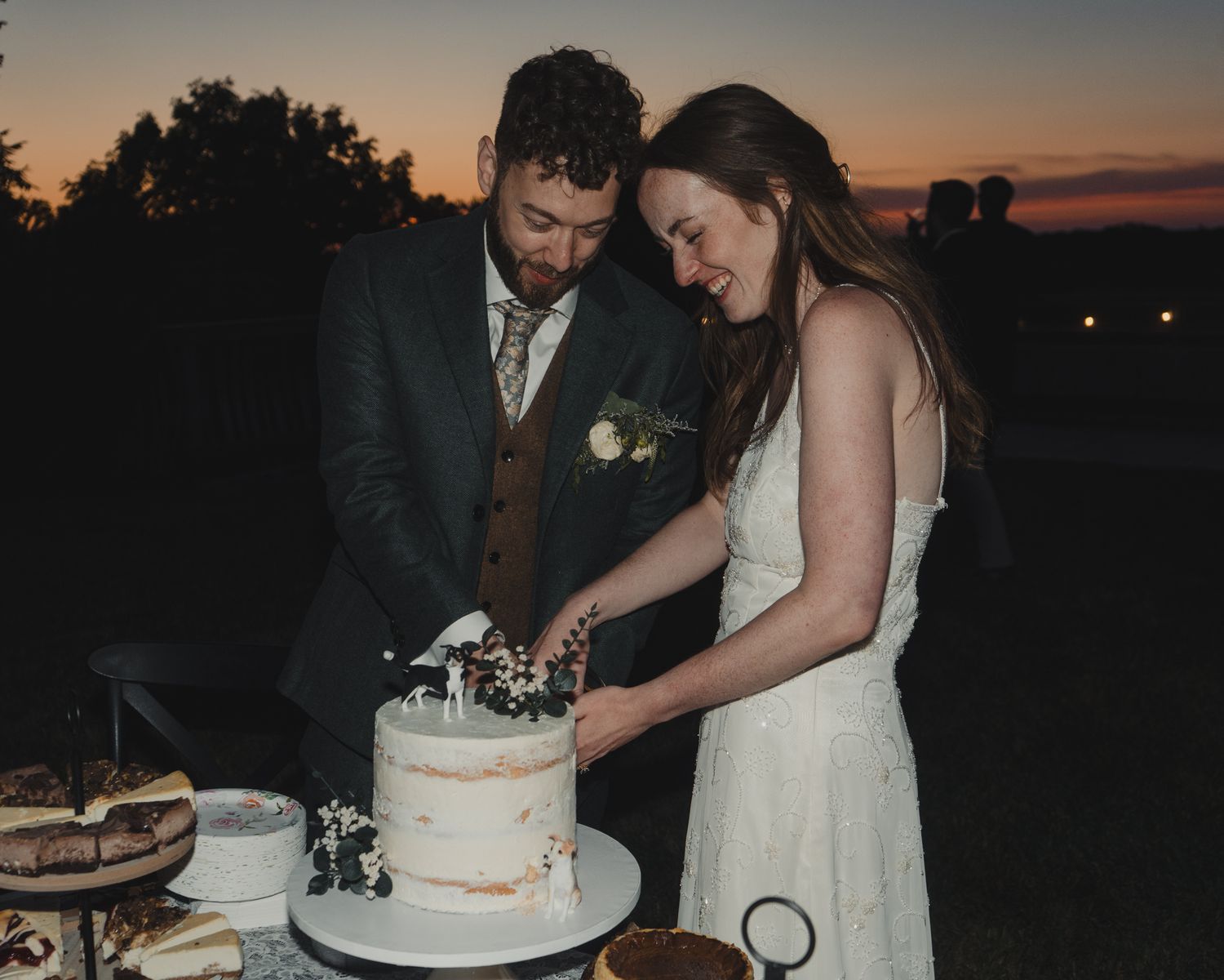 Cat and Seb, Niagara on the lake Ontario - Wedding photography by James Glac