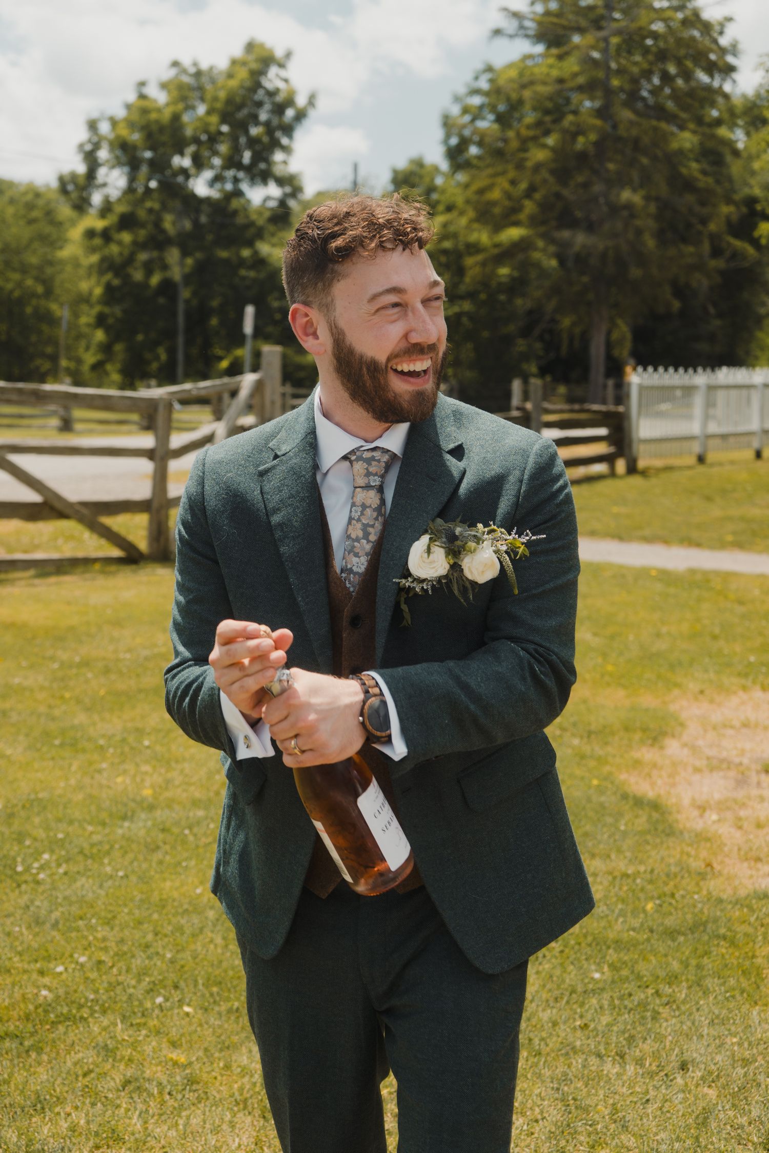 Cat and Seb, Niagara on the lake Ontario - Wedding photography by James Glac