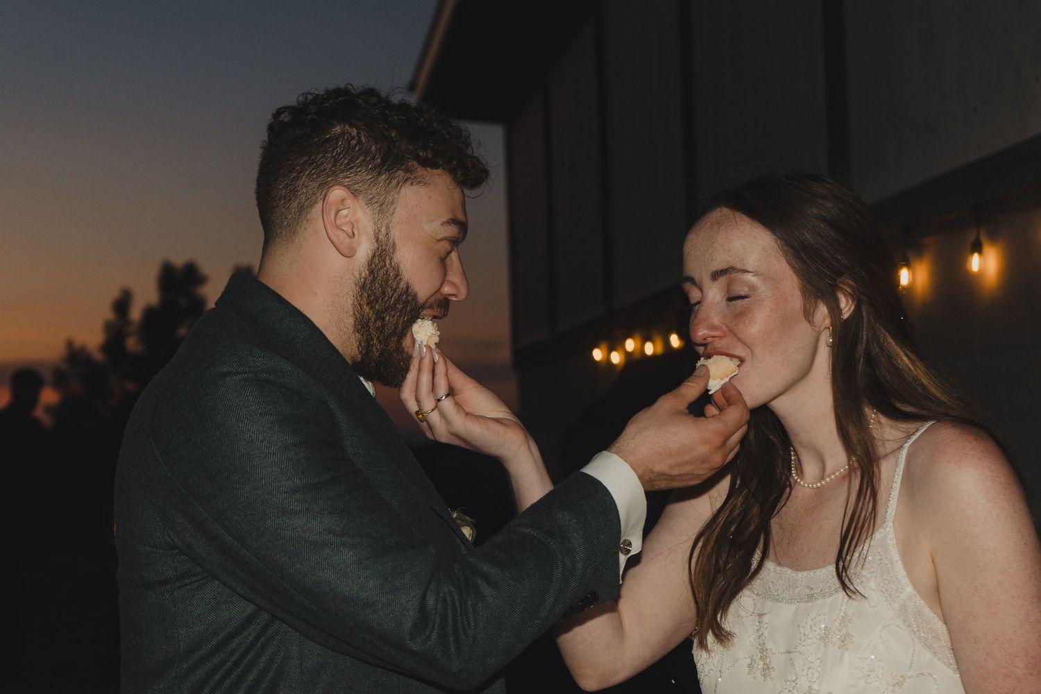 Cat and Seb, Niagara on the lake Ontario - Wedding photography by James Glac