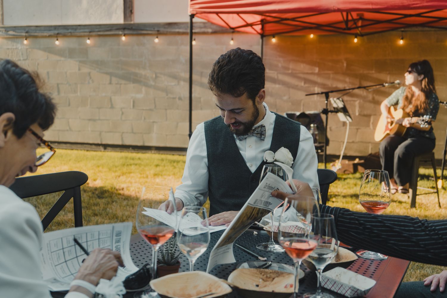Cat and Seb, Niagara on the lake Ontario - Wedding photography by James Glac