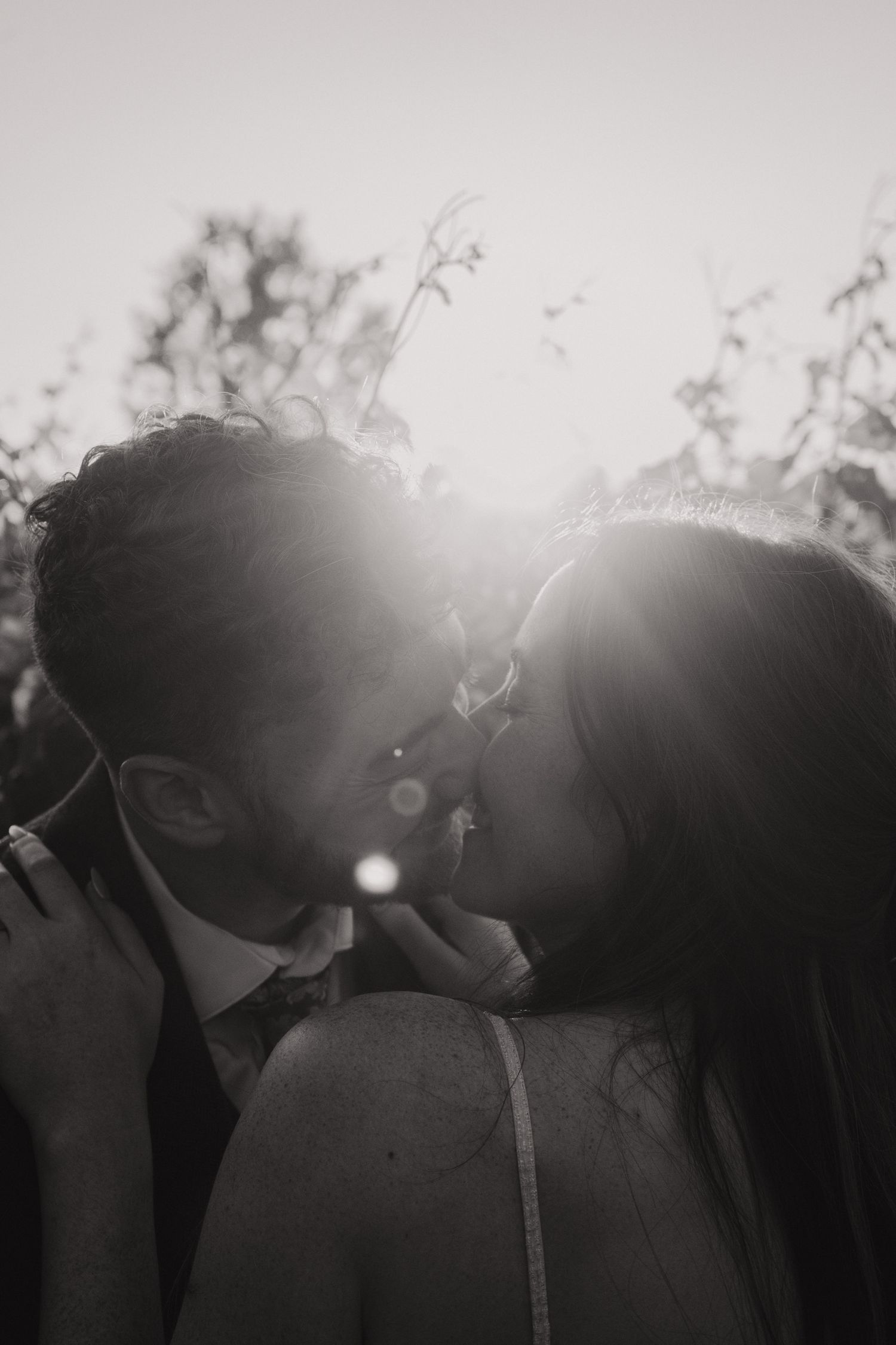 Cat and Seb, Niagara on the lake Ontario - Wedding photography by James Glac