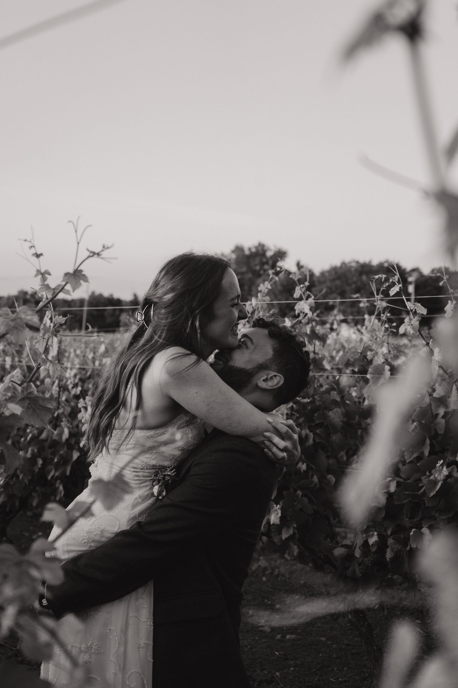 Cat and Seb, Niagara on the lake Ontario - Wedding photography by James Glac