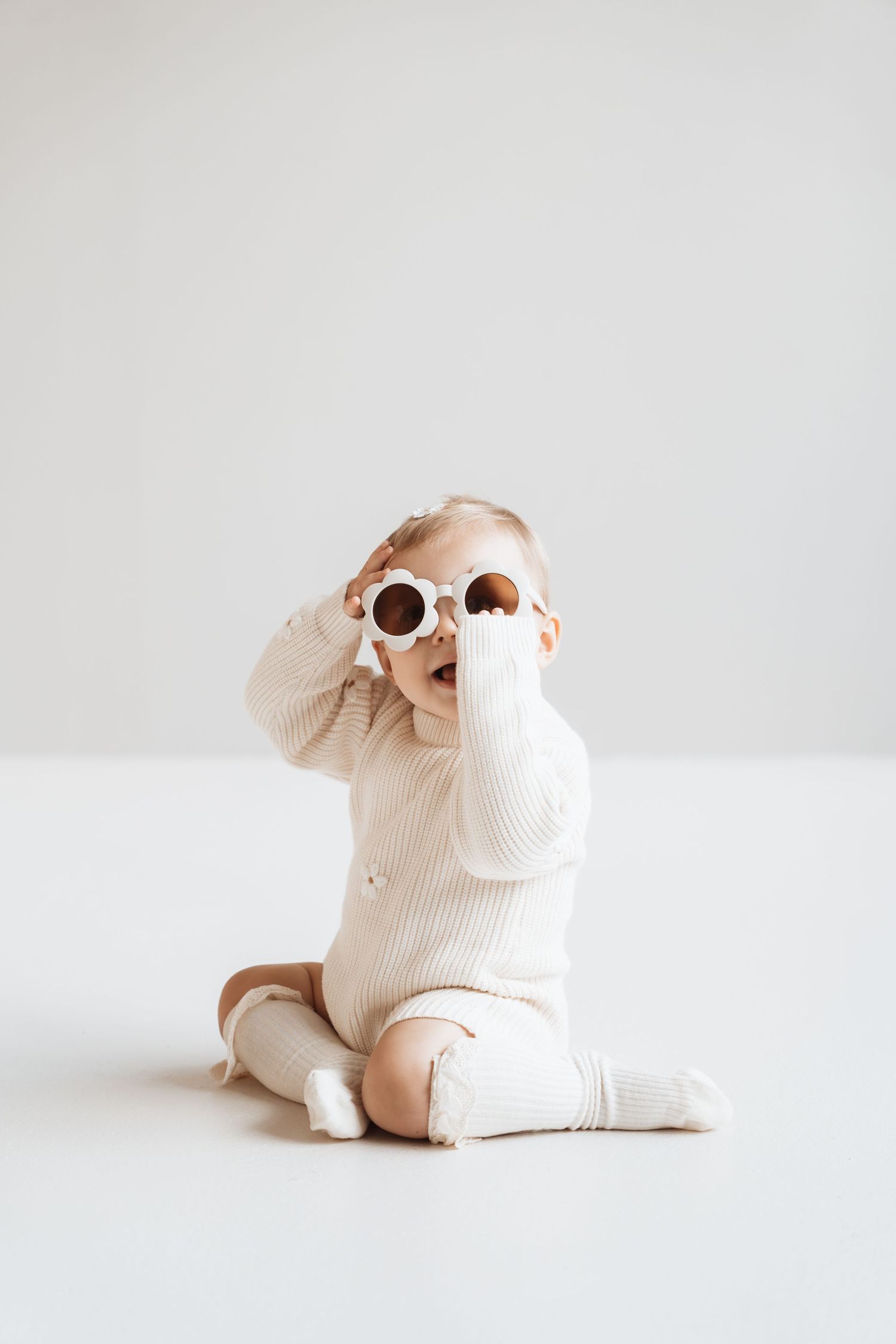 cake smash. fotoshoot heerlen Limburg fotograaf fotostudio. Vita Creative studio daglichtstudio