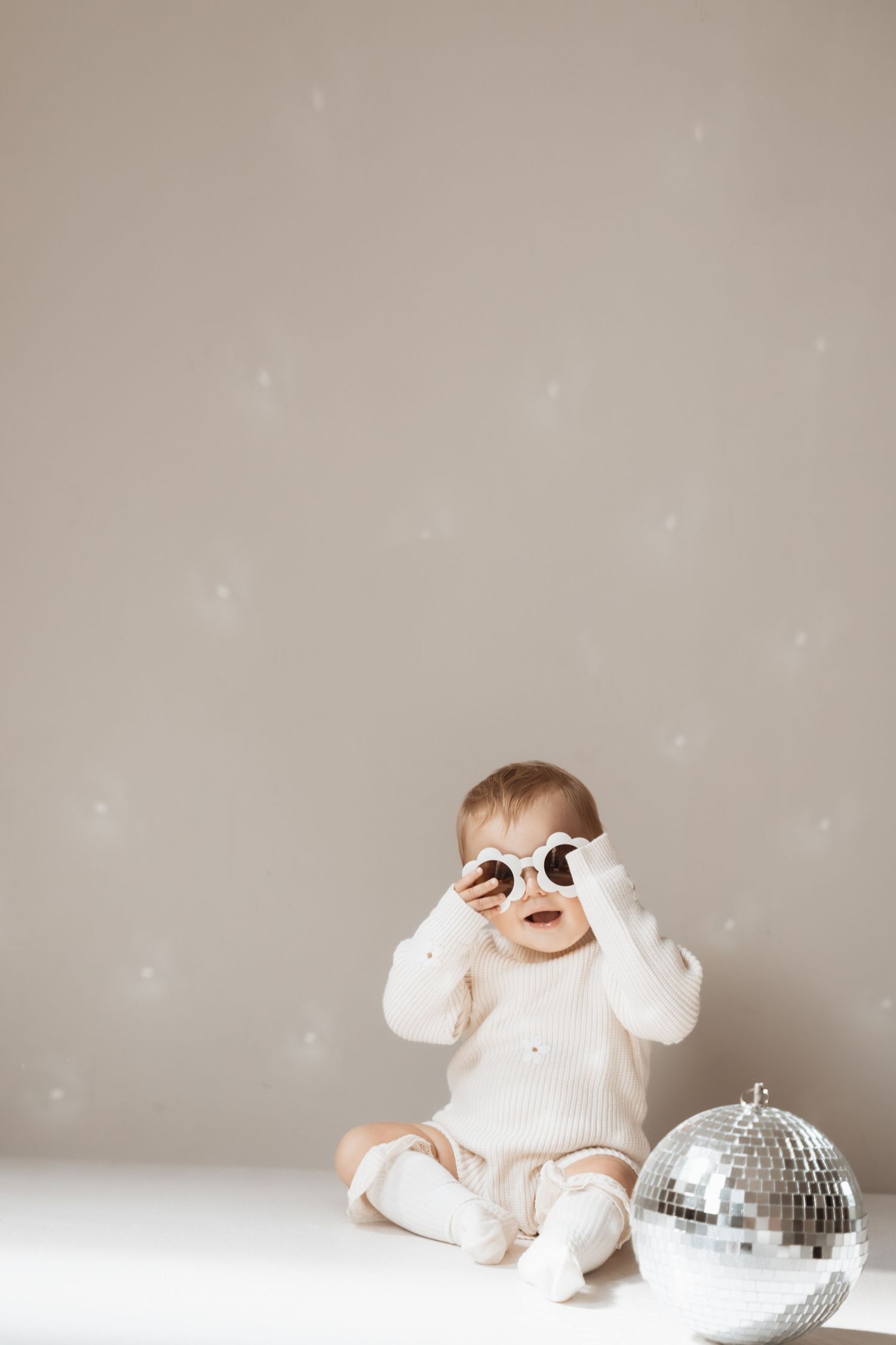 cake smash. fotoshoot heerlen Limburg fotograaf fotostudio. Vita Creative studio daglichtstudio
