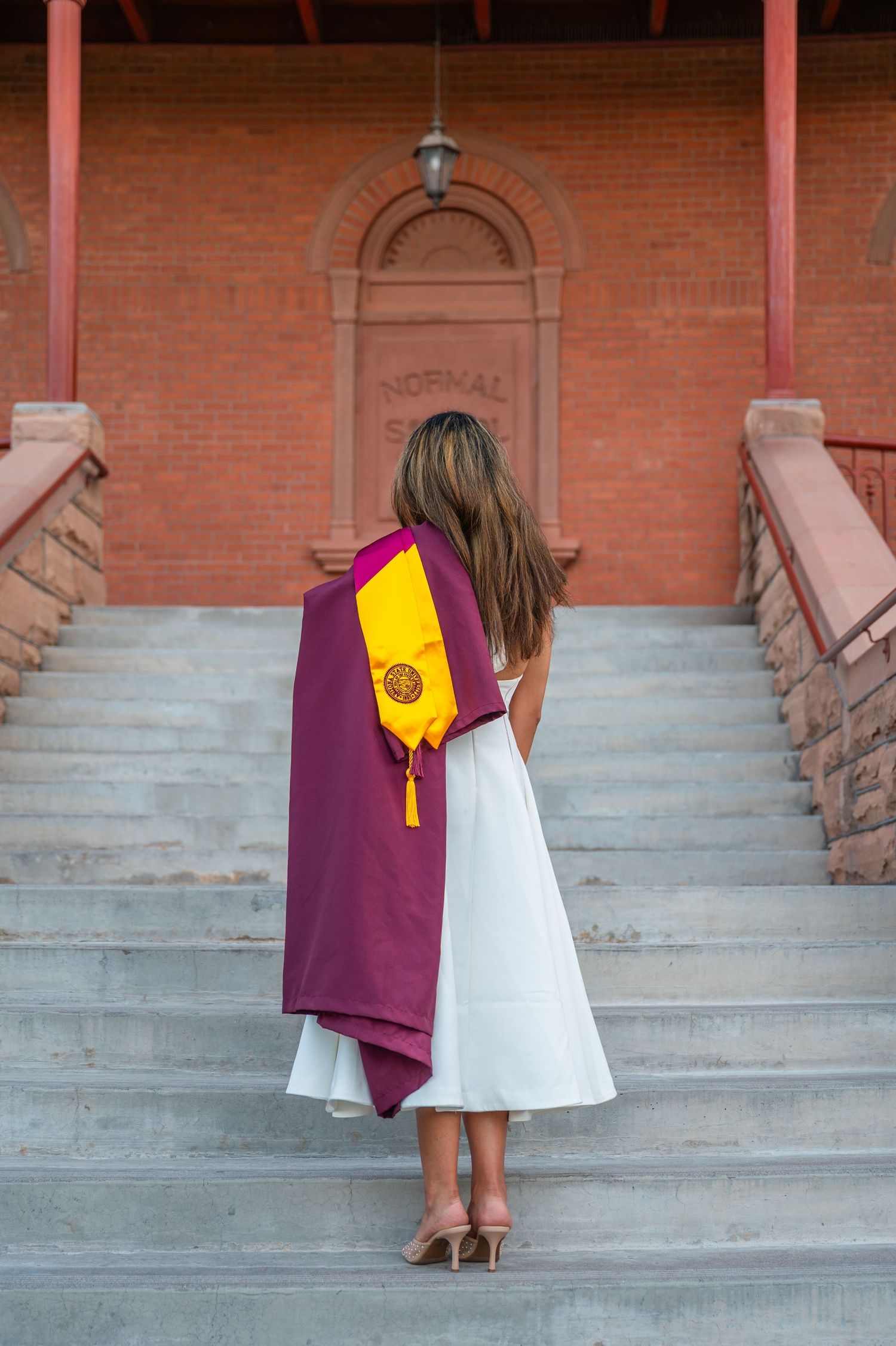 phoenix photographer, phoenix senior portraits, senior pictures phoenix, phoenix grad photos, jen litt photo, asu grad photos, asu portraits
