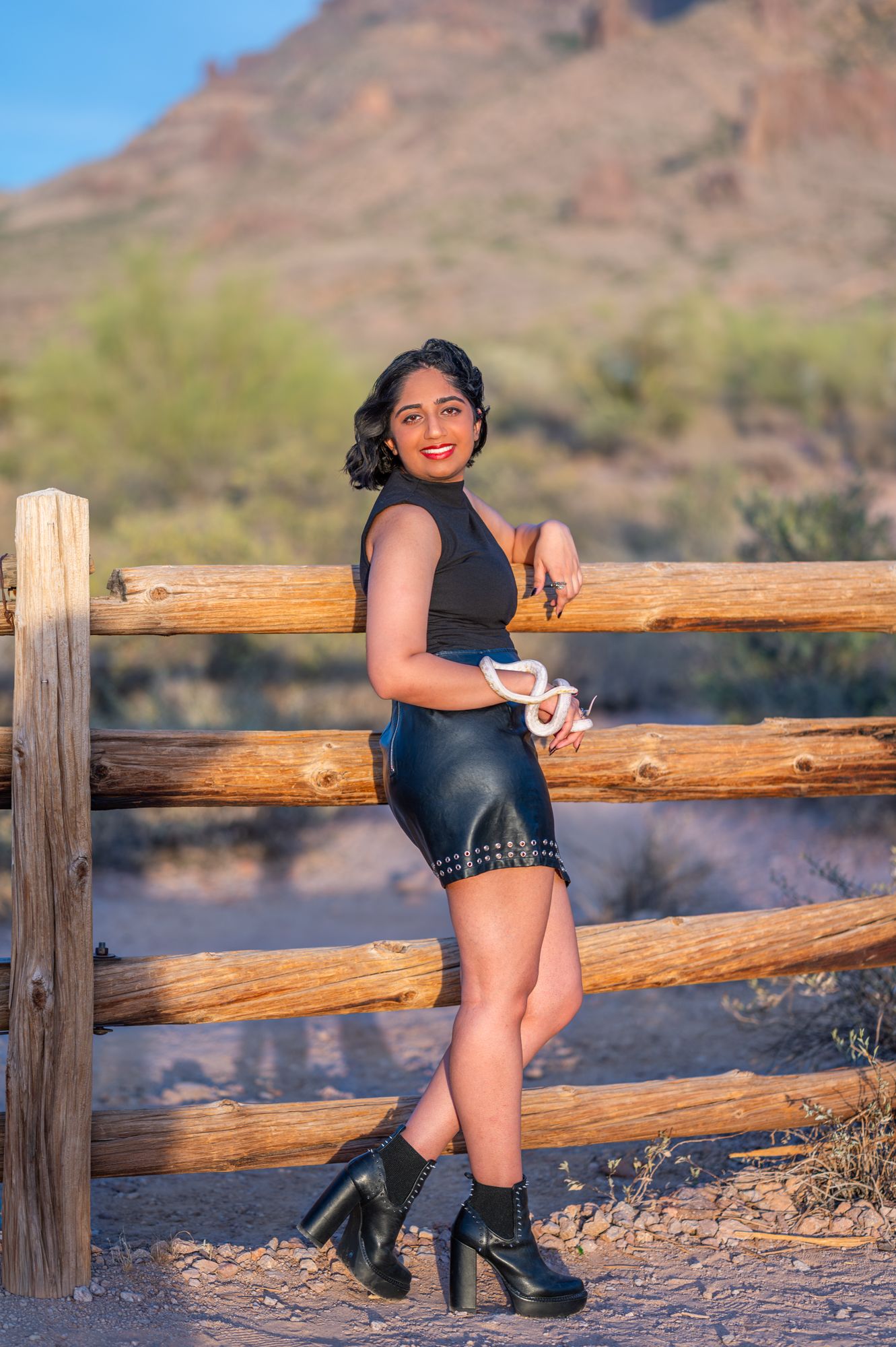 phoenix photographer, phoenix senior portraits, senior pictures phoenix, phoenix grad photos, scottsdale photographer, asu grad photos