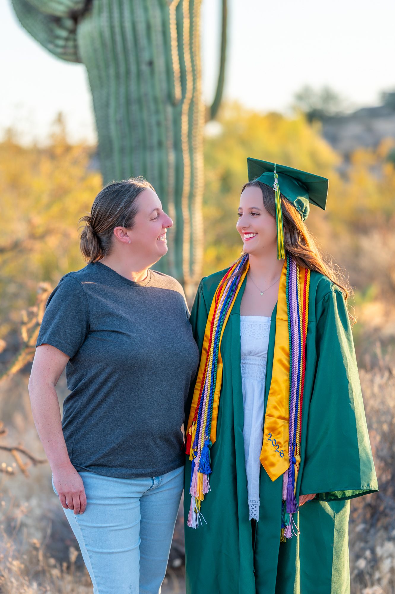 phoenix photographer, phoenix senior portraits, senior pictures phoenix, phoenix grad photos, scottsdale photographer, asu grad photos