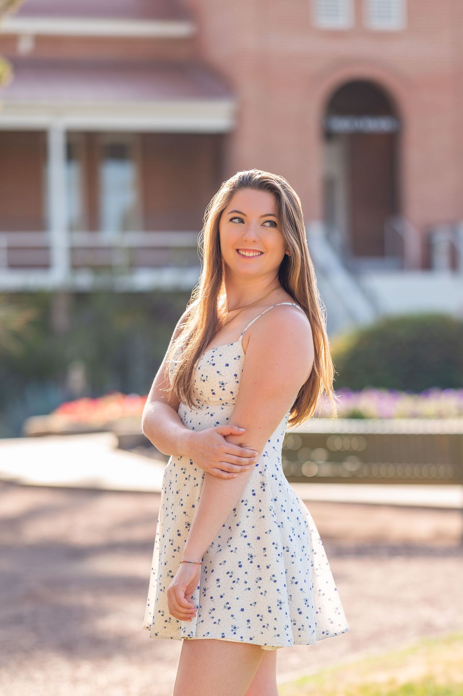phoenix photographer, phoenix senior portraits, senior pictures phoenix, phoenix grad photos, scottsdale photographer, asu grad photos