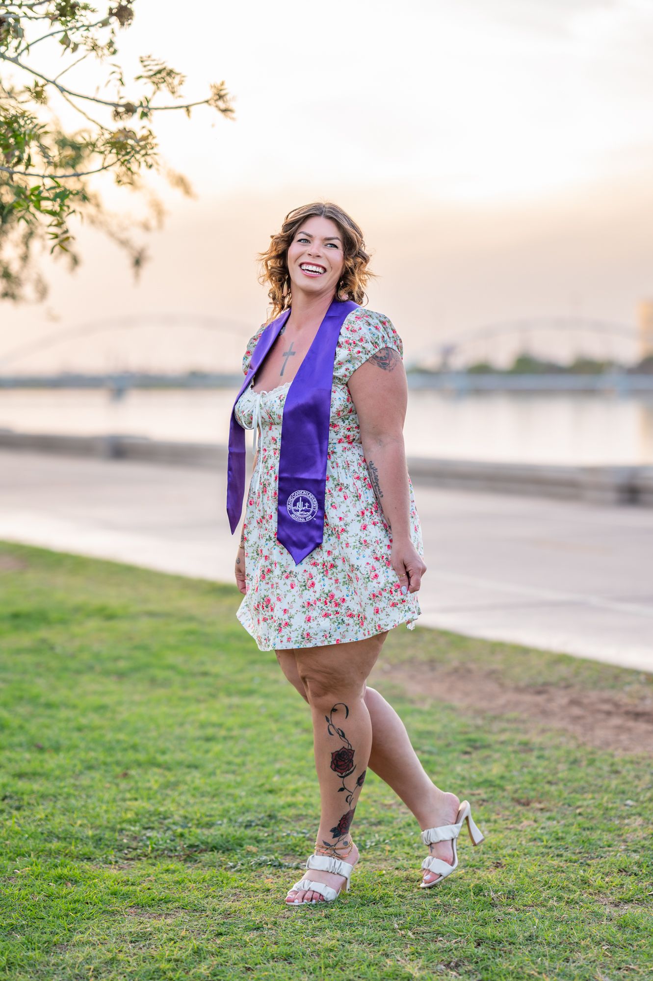 phoenix photographer, phoenix senior portraits, senior pictures phoenix, phoenix grad photos, scottsdale photographer, gcu grad photos