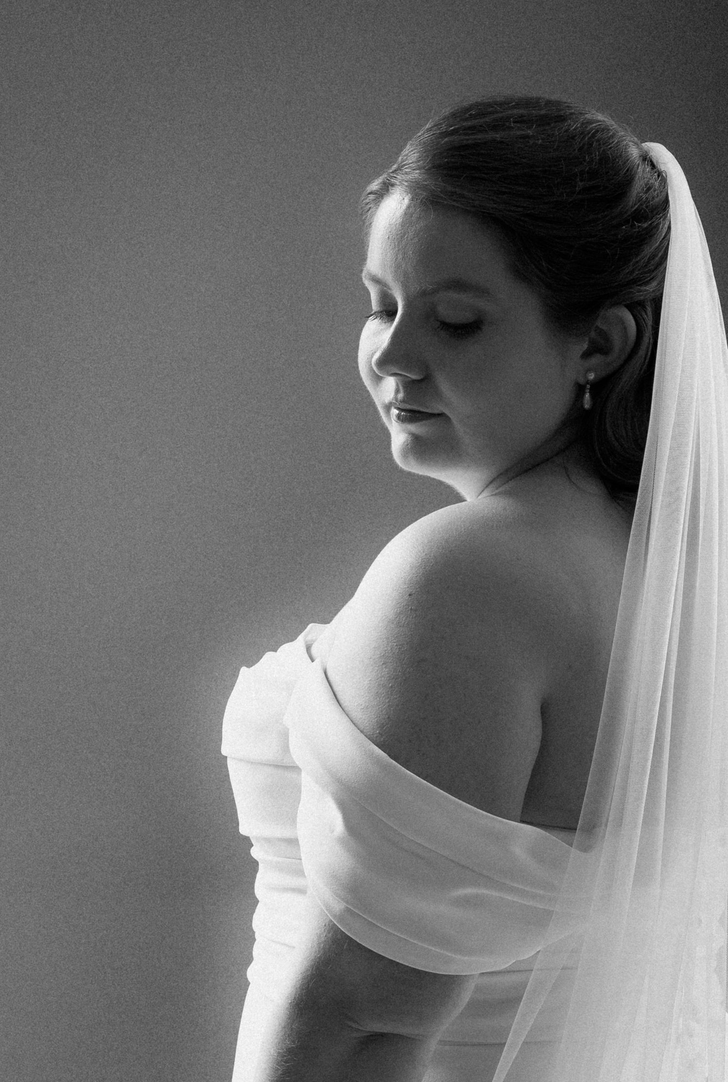 Watersfolk-Photography-Wedding-Photography-Bridal-Portrait