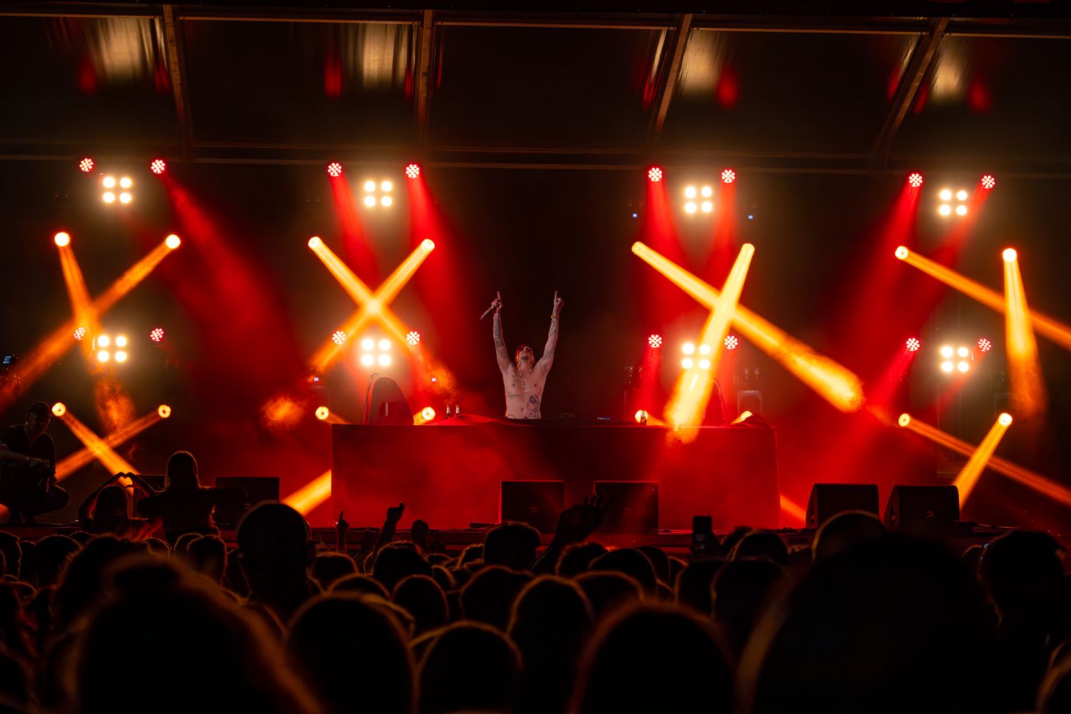 Tony Junior op het festival Sjwaampop 2022