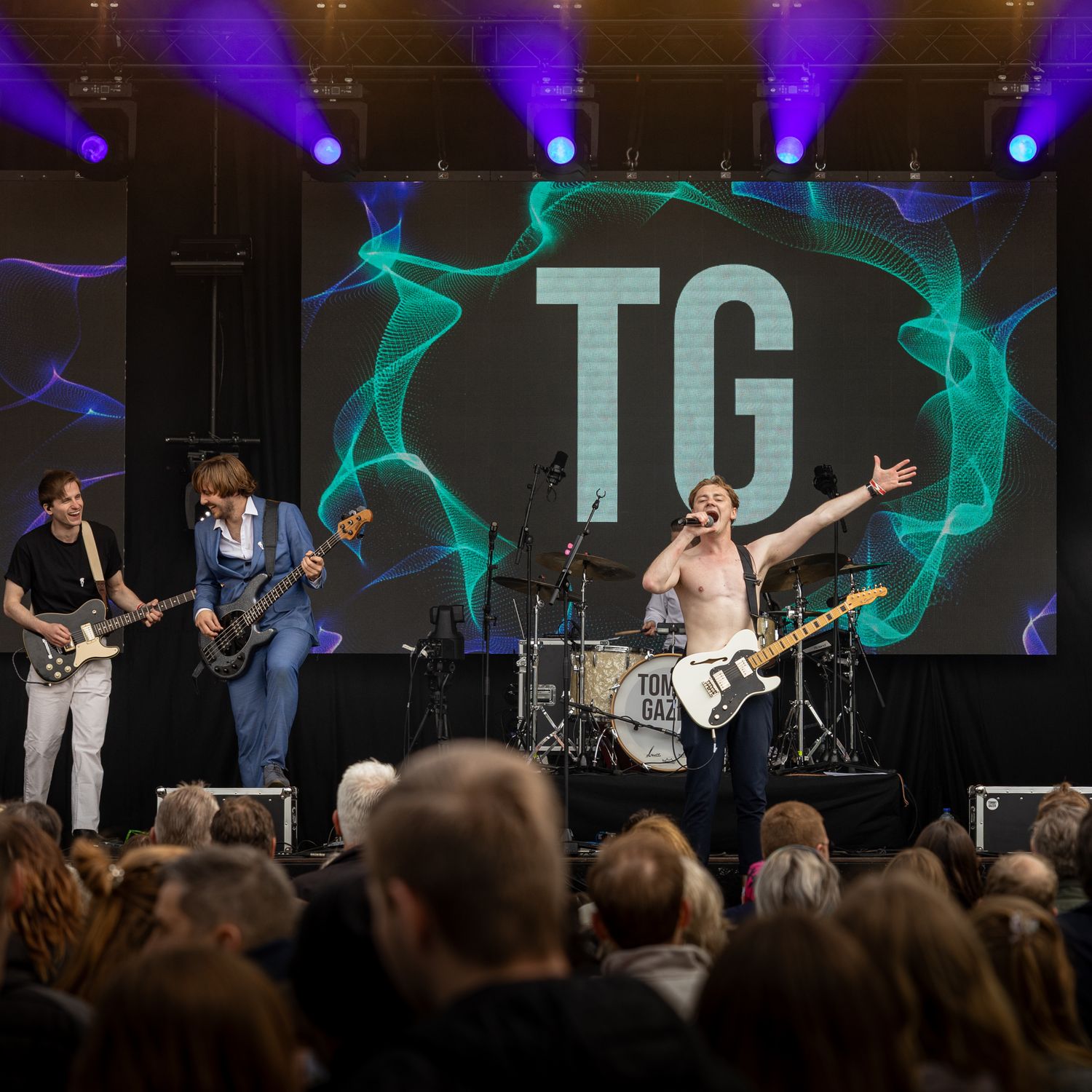De band Tommy Gazer op het bevrijdingsfestival Roermond 2025