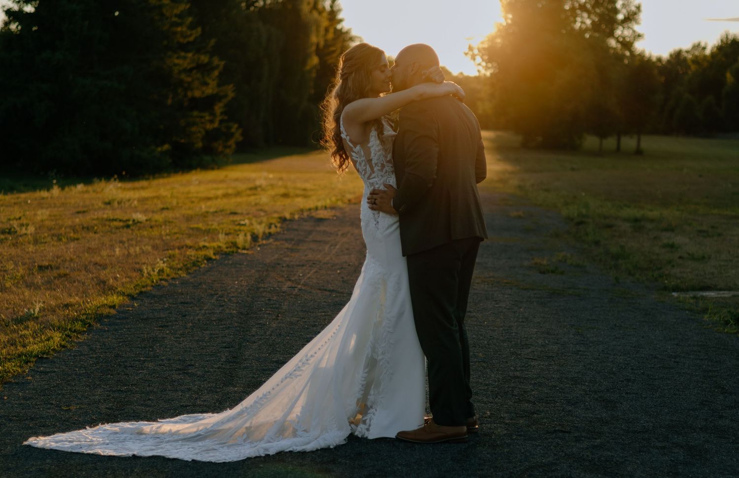 Sunset couple portrait - Mag's Socials