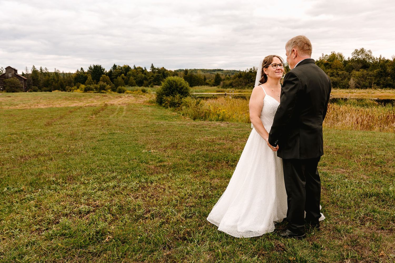 WEDDING PHOTOGRAPHER COLLINGWOOD