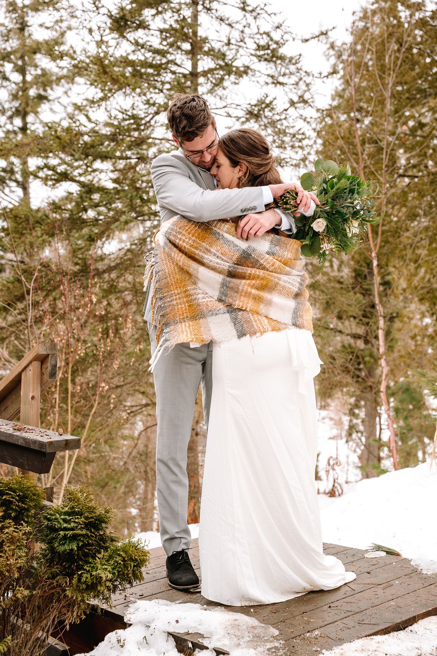 WEDDING PHOTOGRAPHER, BARRIE, ONTARIO