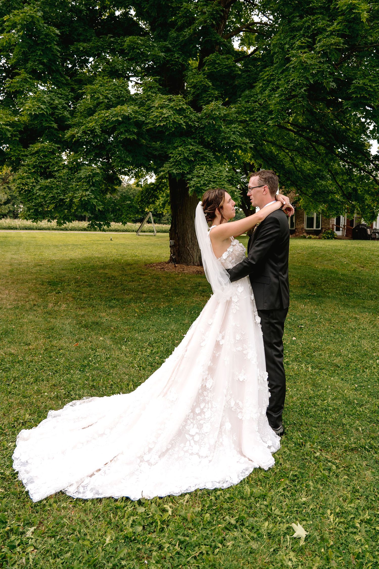 WEDDING PHOTOGRAPHER, SIMCOE COUNTY