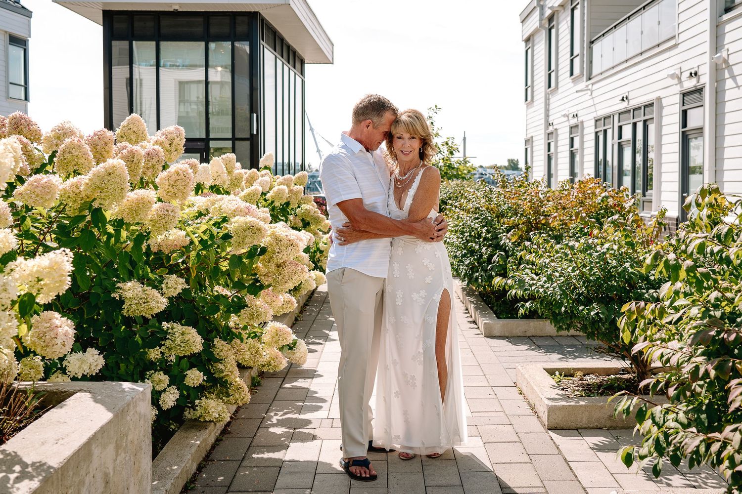 COUPLES PHOTOGRAPHY, BARRIE, ONTARIO