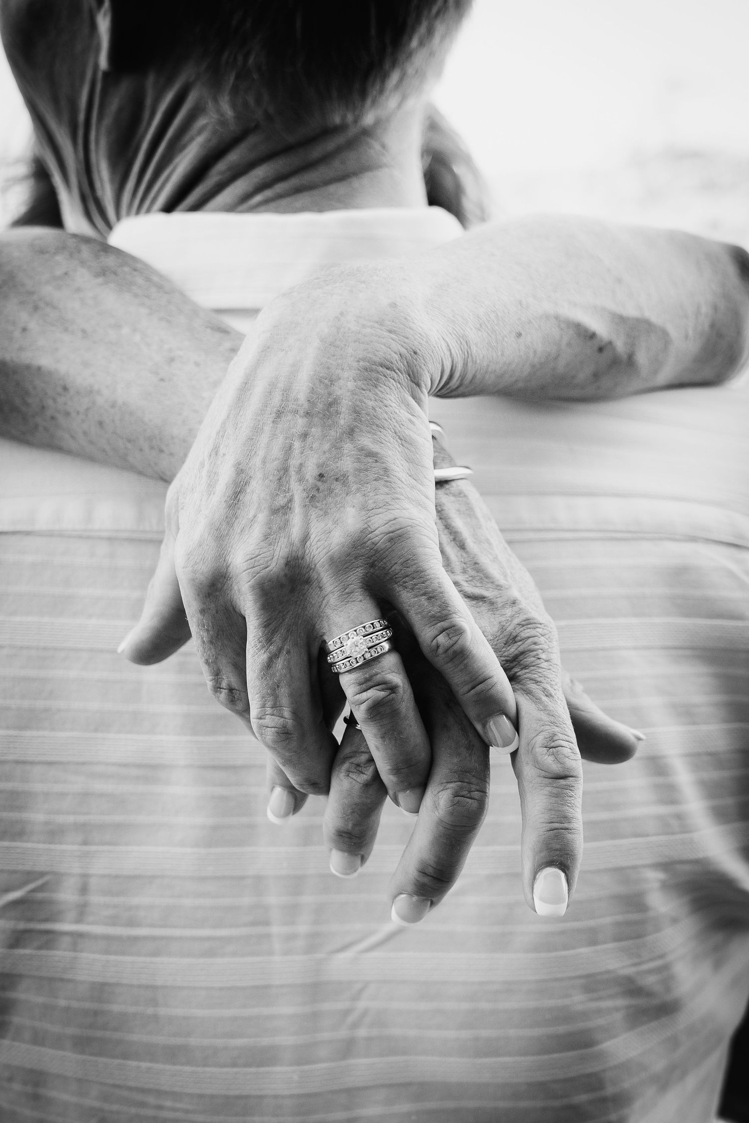 COUPLES PHOTOGRAPHY, BARRIE, ONTARIO