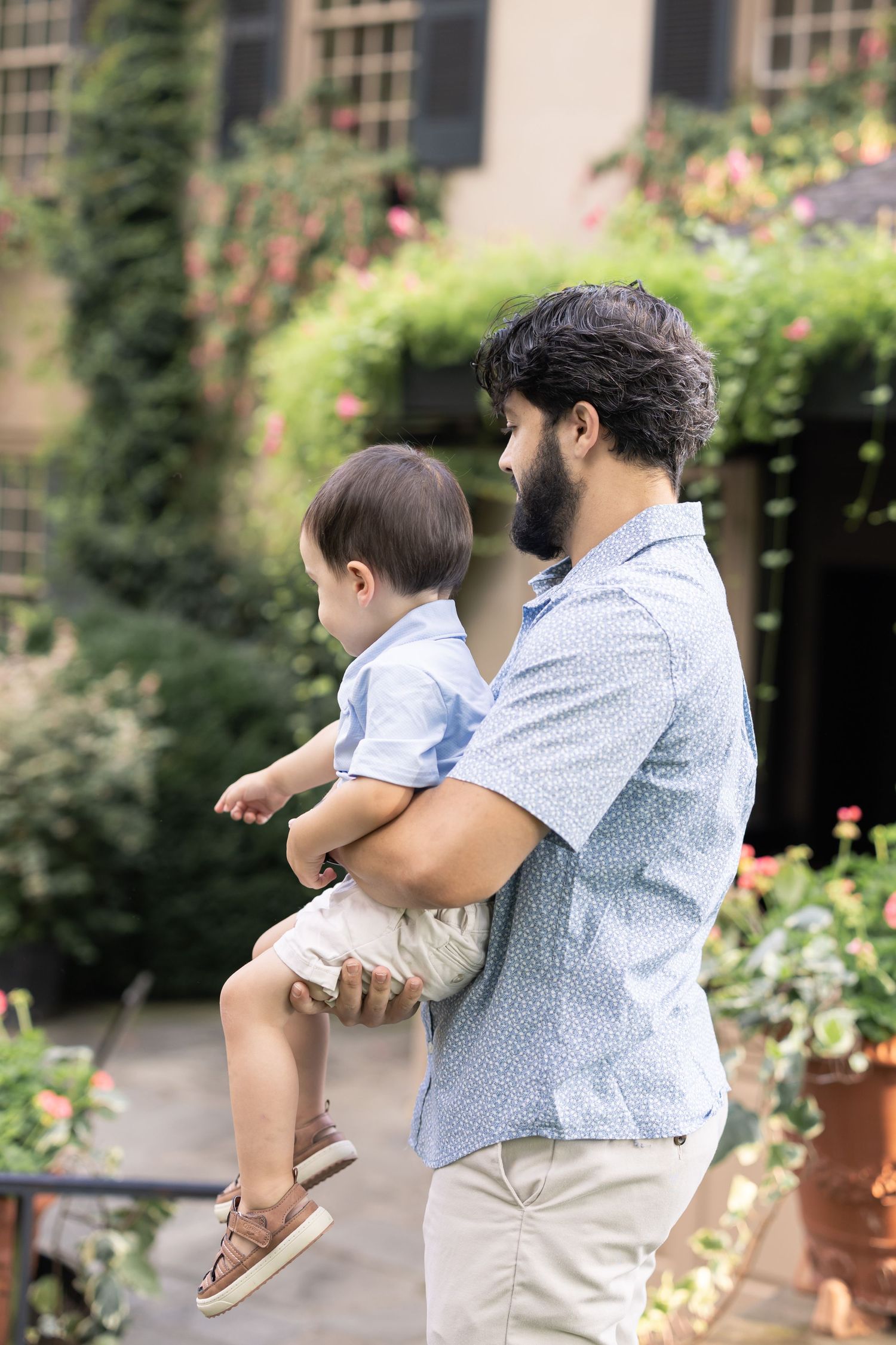 Elevated Lancaster PA family photography session at Conestoga House and Gardens.