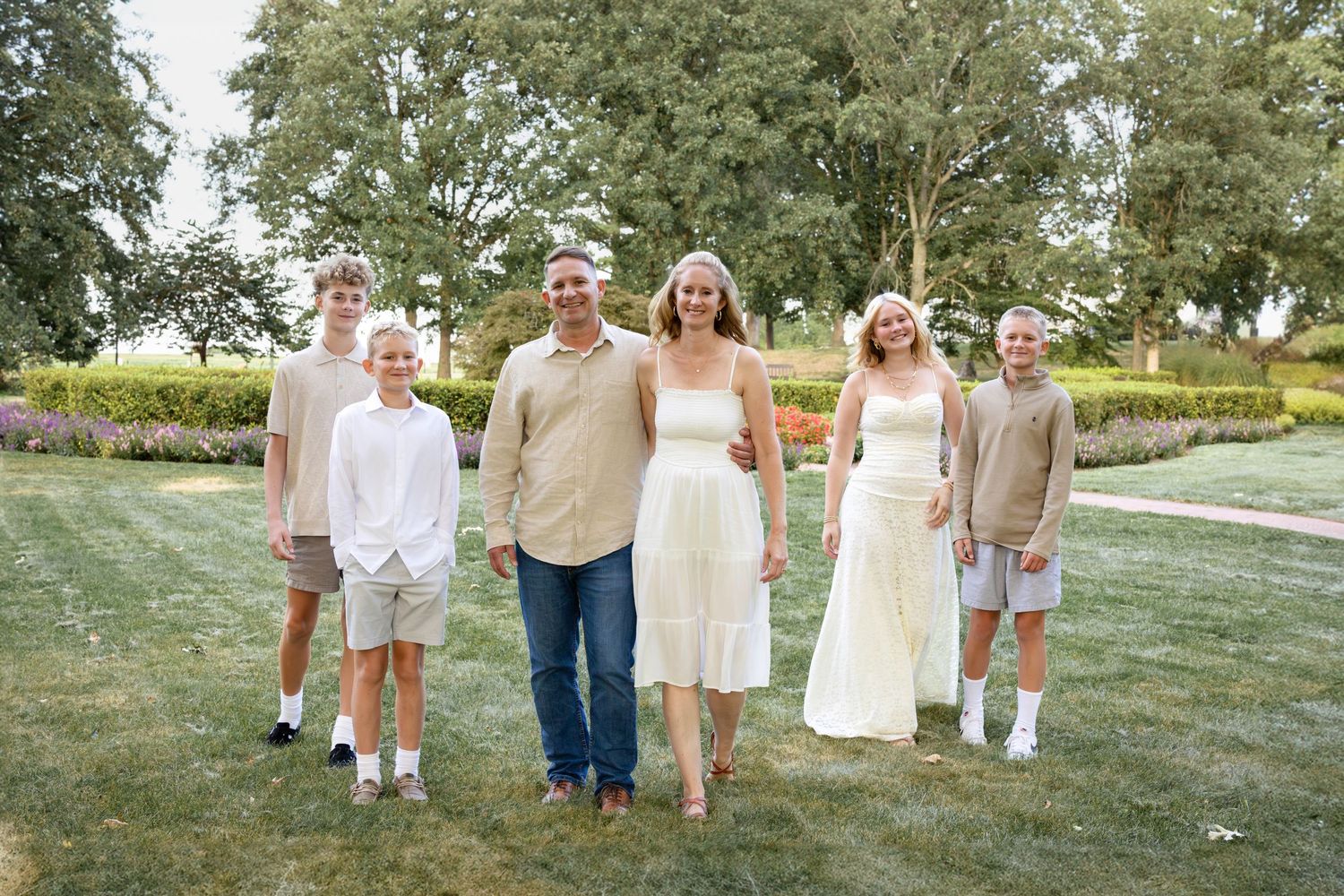 Candid family portrait in Hershey, PA | family with older children | outdoor photoshoot in Hershey, PA
