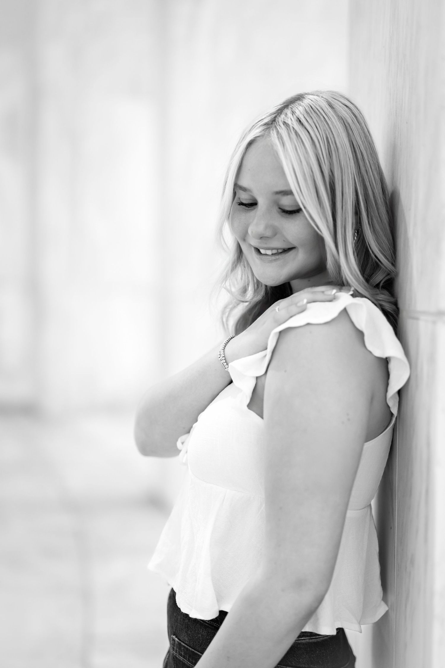 Black and white senior portrait in Lancaster, PA | luxury senior images to treasure forever