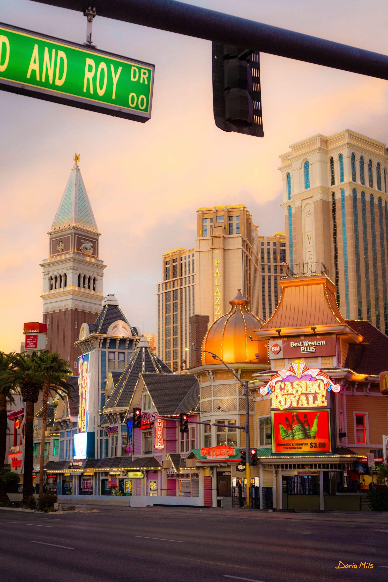 VEGAS VIBE