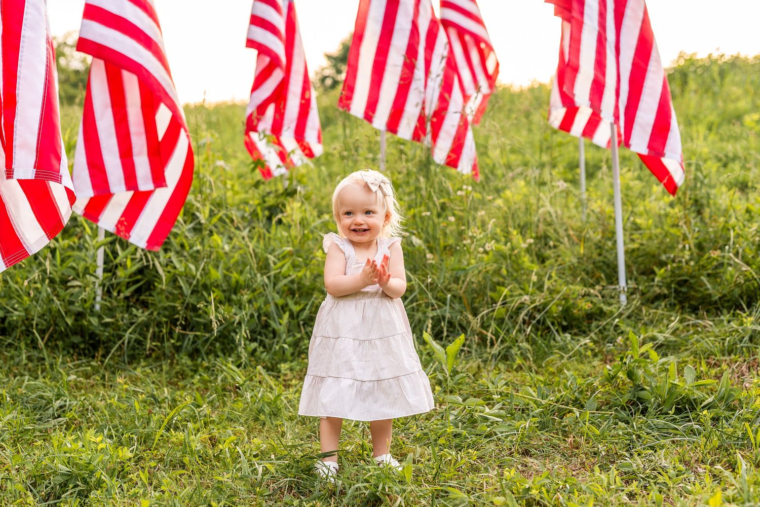 Patriotic Children Mini Session 4th of July Clarksville TN Father Daughter Photography Session Affordable Photographer Near Me High Quality