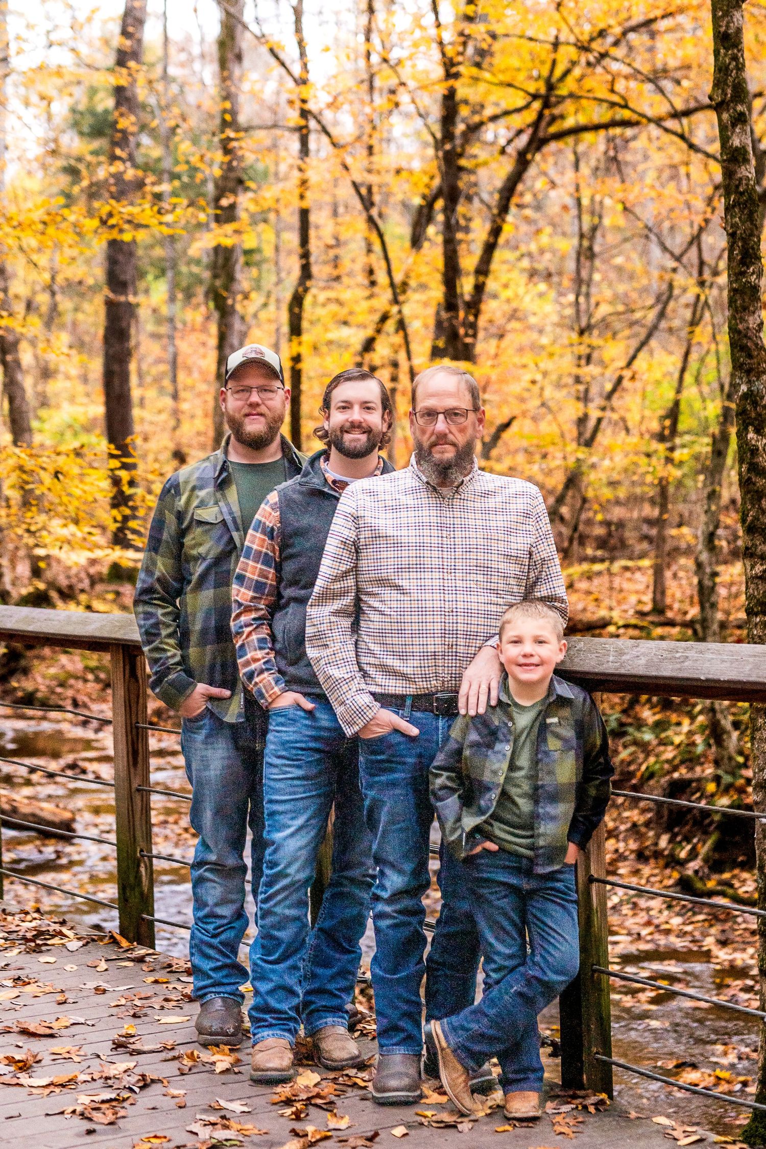 Fall mini photography session Clarksville Tennessee TN affordable family photographer Dover Fort Campbell Woodlawn Extended Family Session