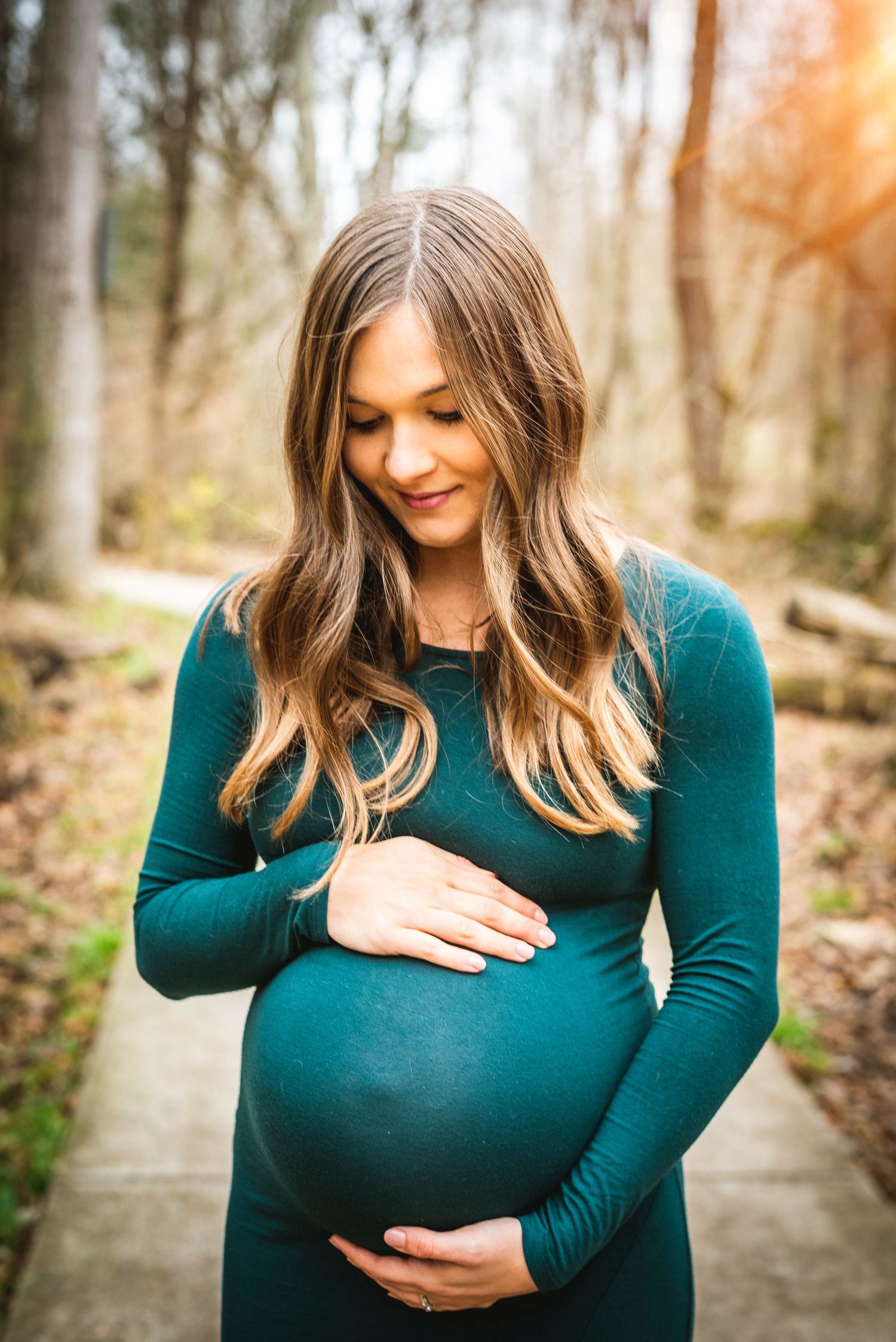 Family maternity shoot.  Beautiful mother.  fort Campbell, Kentucky. Clarksville, Tennessee. Client closet.