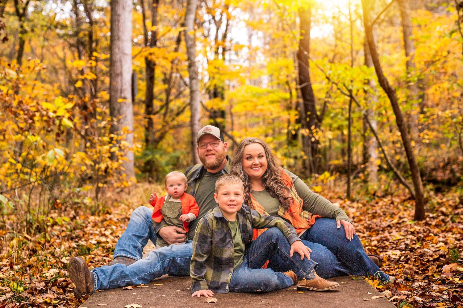 Fall mini photography session Clarksville Tennessee TN affordable family photographer Dover Fort Campbell Woodlawn Fall Photos Minis