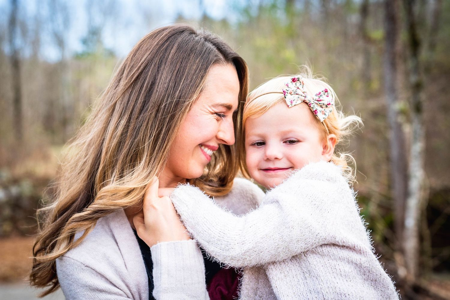 Mother's Day photoshoot Clarksville, Tennessee.  Mother and daughter photoshoot.  fort Campbell, Kentucky