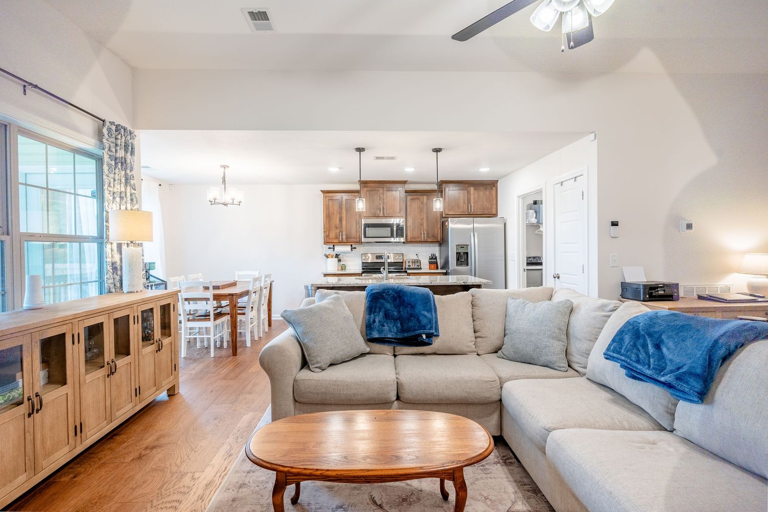 Drone real estate photo Clarksville, TN affordable real estate HDR real estate photographer large number of photos drone photography budget