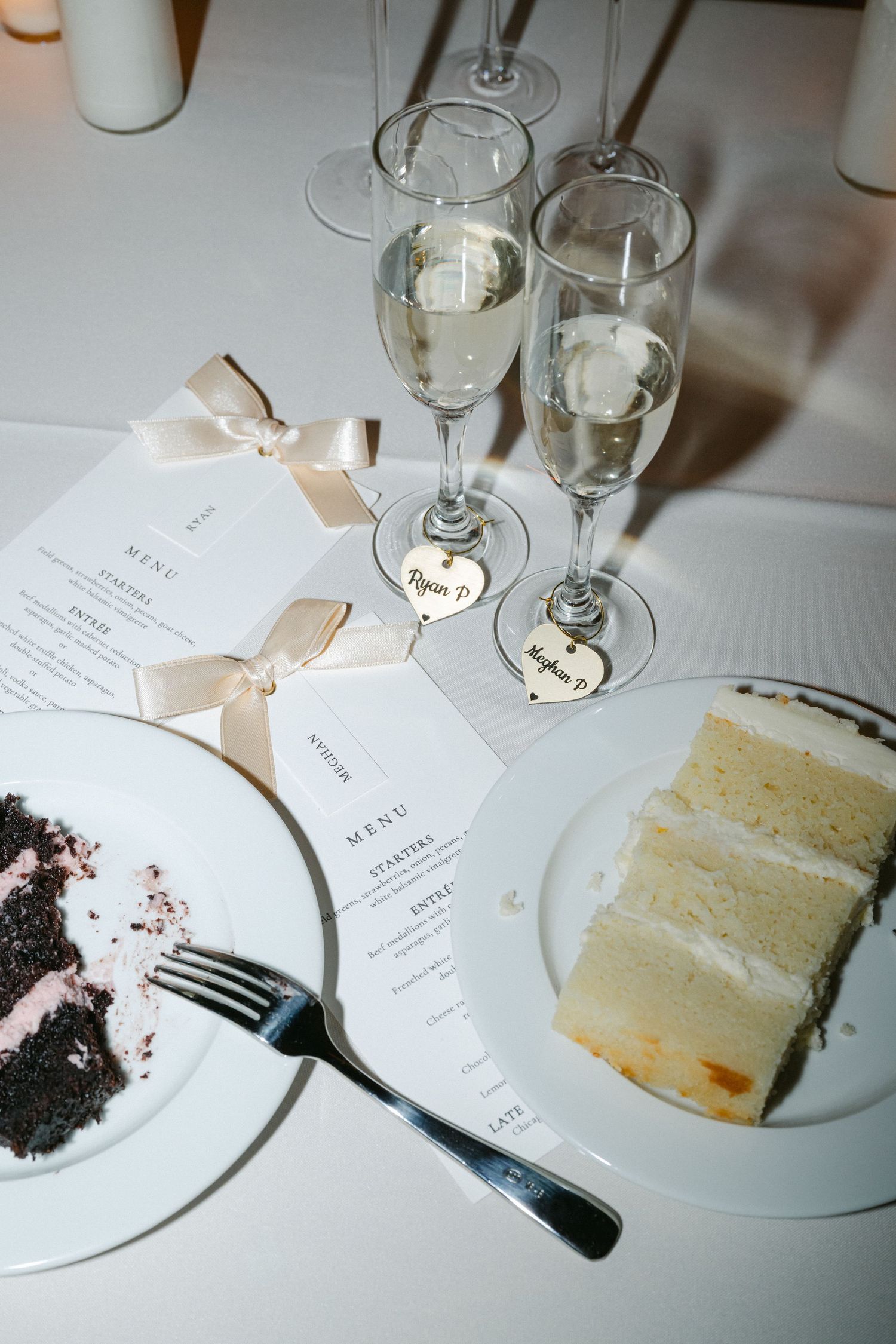 #chicagobride #chicagobrides #weddingcake #orlandobride #orlandobrides #orlandobridetobe #chicagobridetobe #chicagobridestobe #orlandobrides