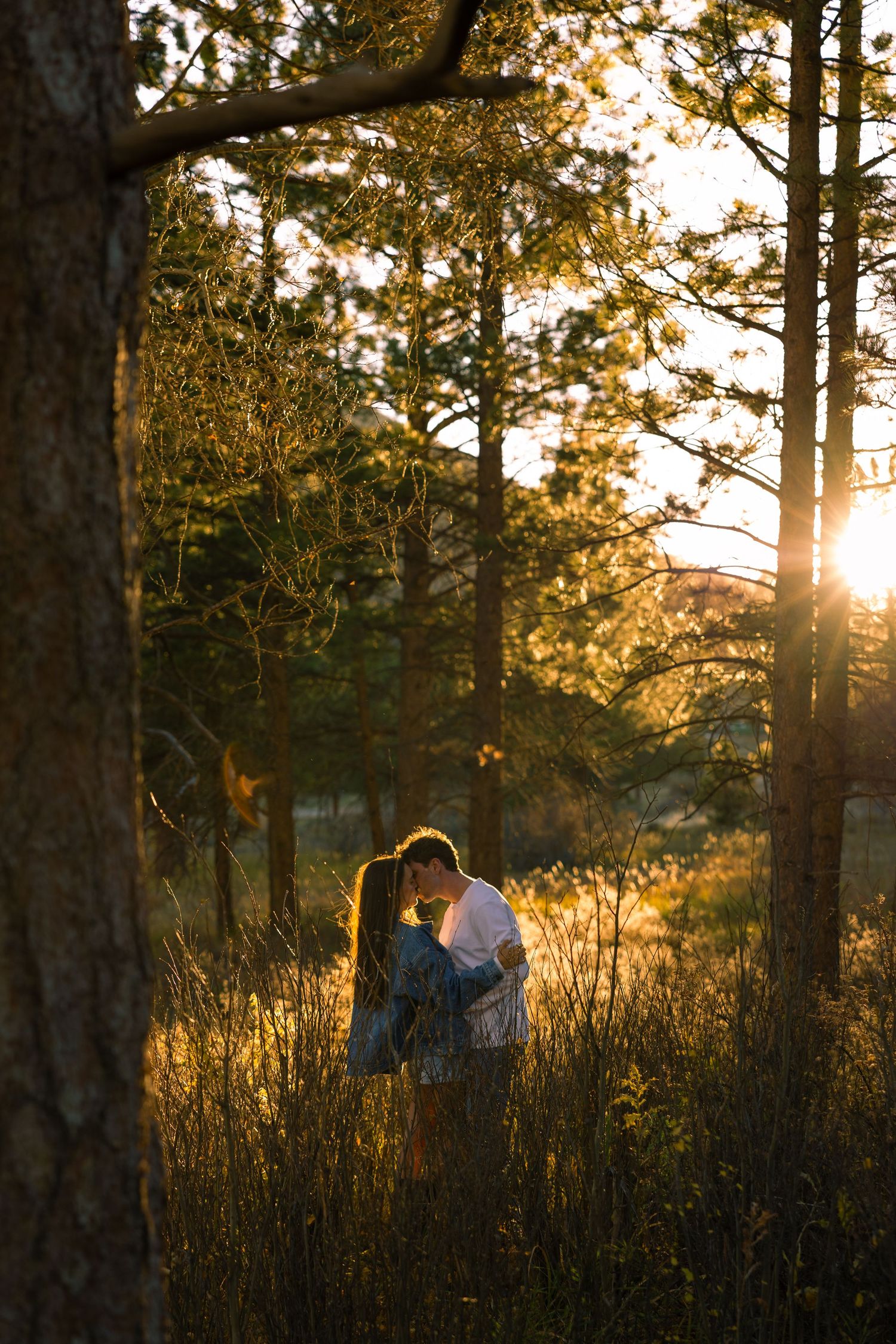 Northern Colorado wedding and couples photographer at Rocky Mountain National Park with cinematic, romantic, and timeless photos.
