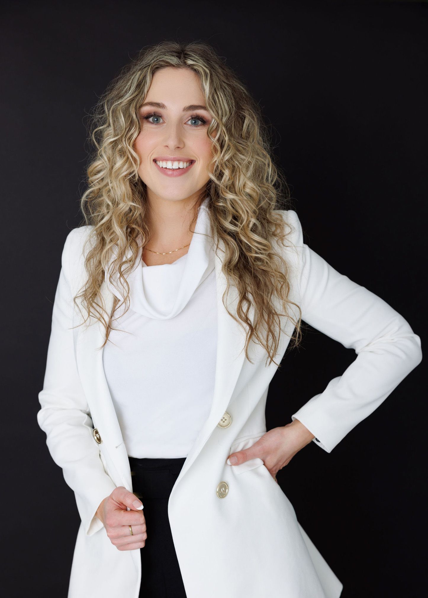 Photographe Laval, Studio 8, portraits corporate en studio ou en entreprise, équipe, bureaux, événement, reportage professionnel