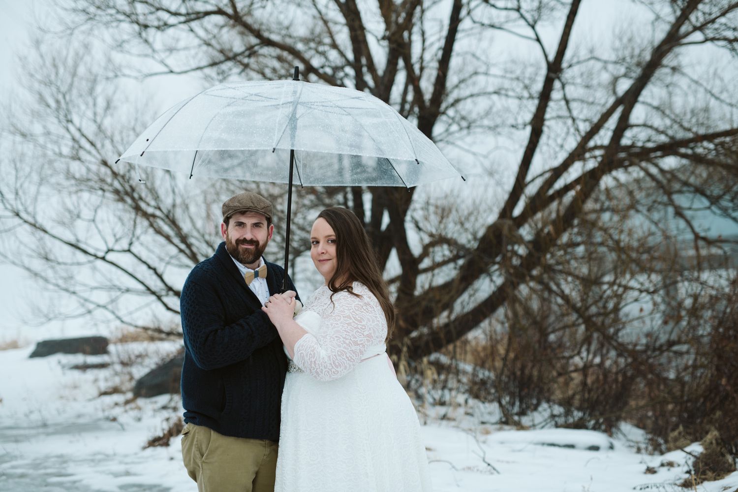 Photographe mariage Studio 8 à Laval, Rive-Nord et Montréal. Portraits, cérémonies et moments authentiques et lumineux, mariage hiver