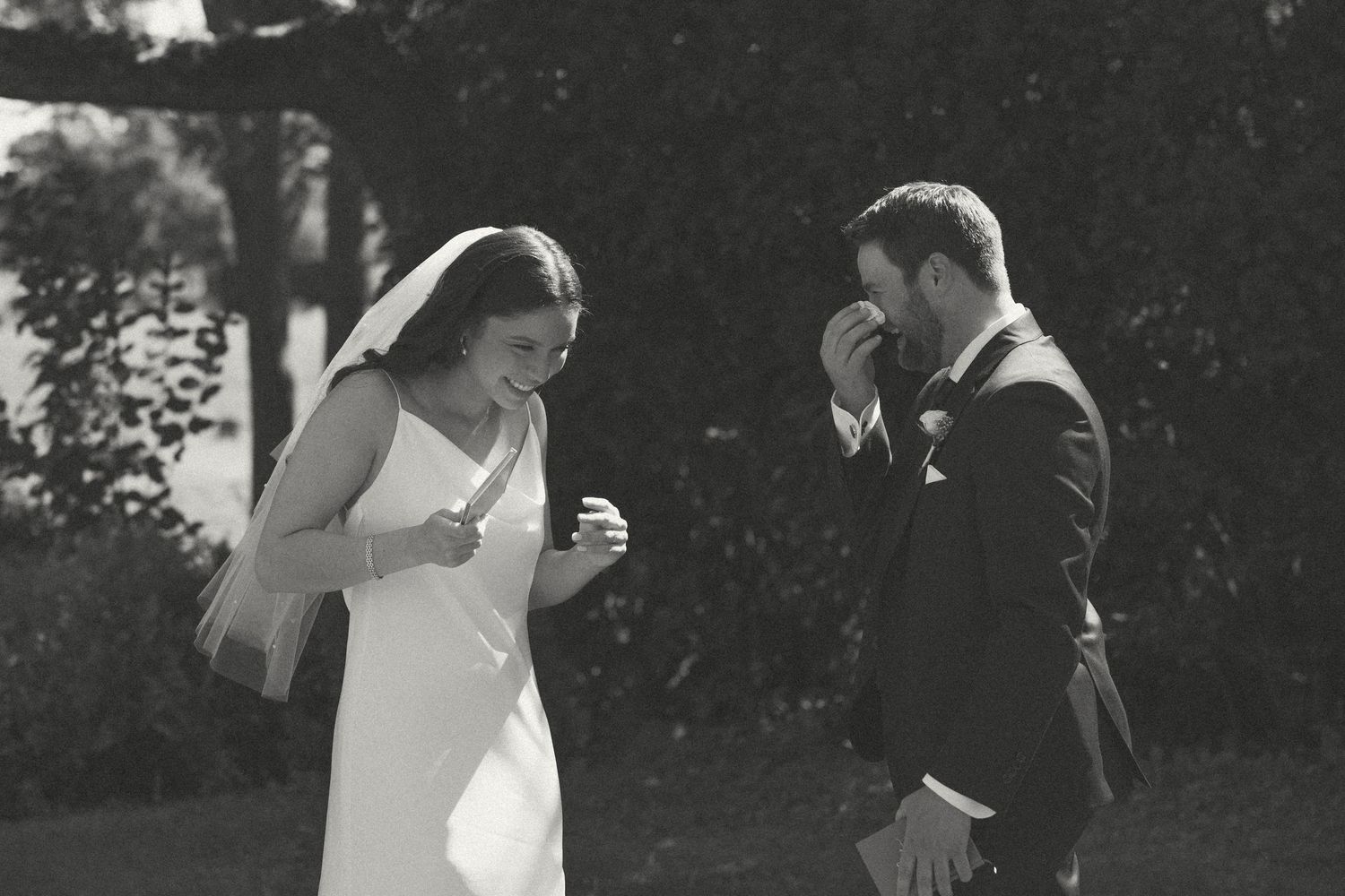 Candid wedding moments captured in an outdoor setting.