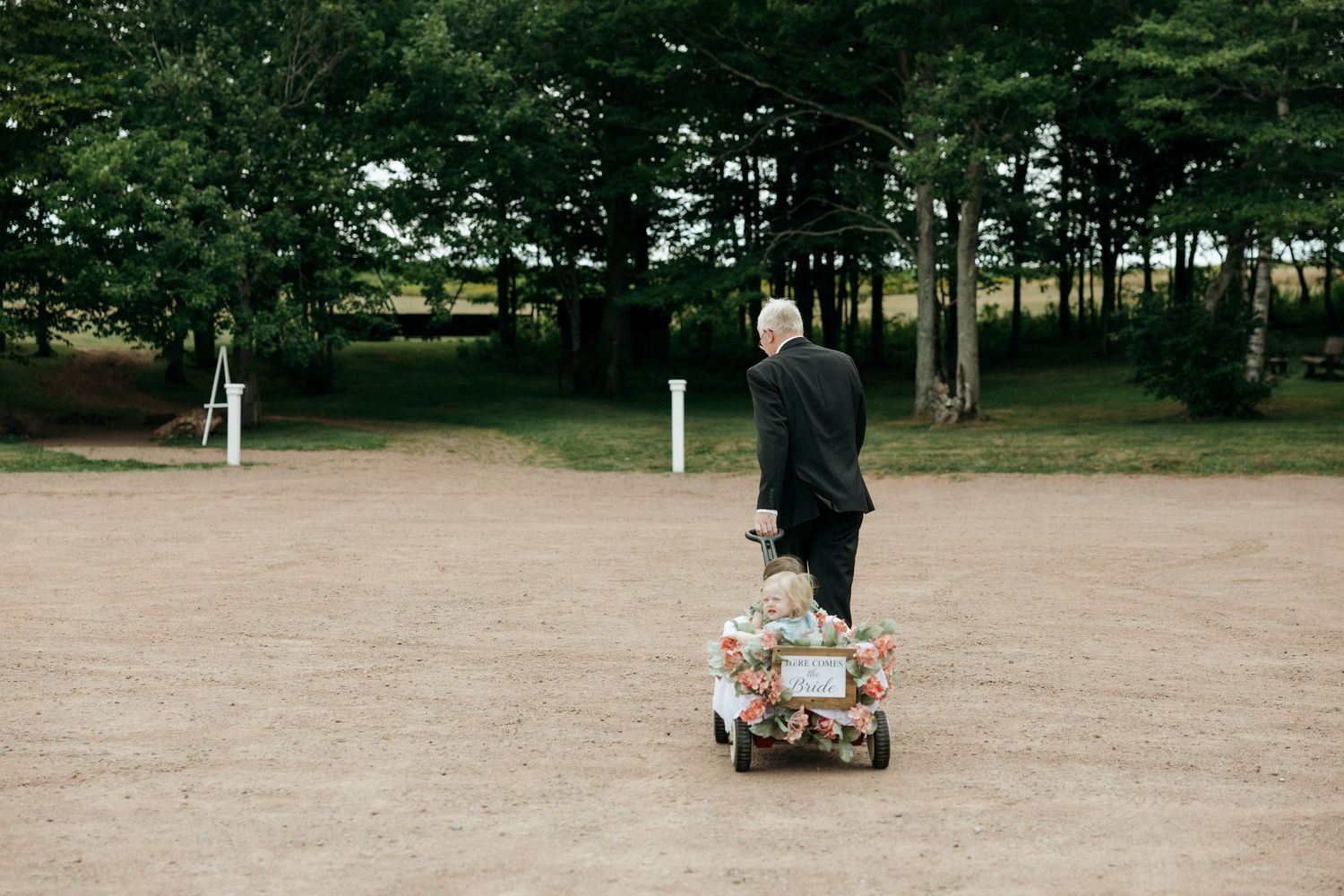 PEI weddings, PEI photographer, PEI elopement, PEI wedding Photographer, PEI Cliffs, PEI Beach photography