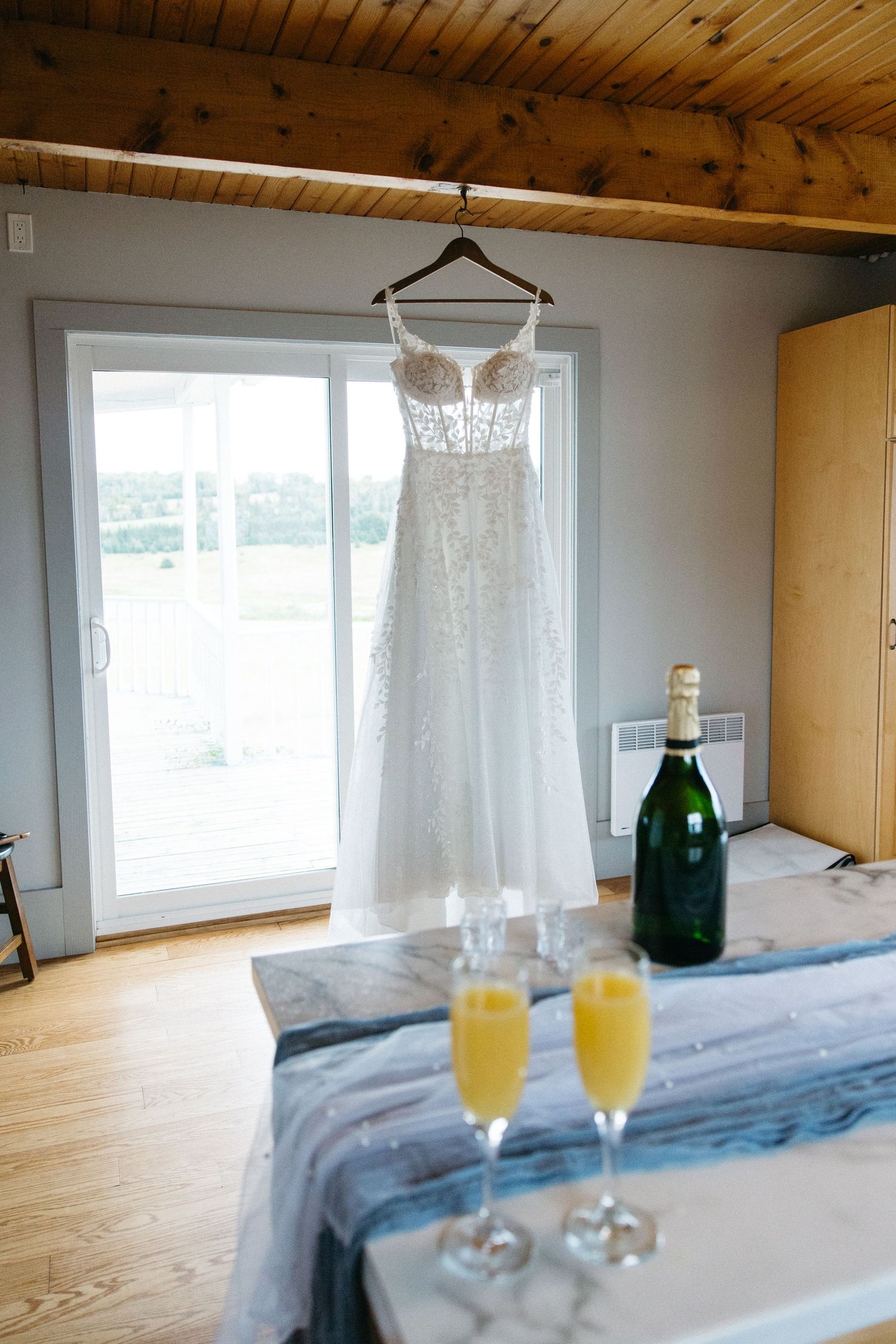 PEI weddings, PEI photographer, PEI elopement, PEI wedding Photographer, PEI Cliffs, PEI Beach photography