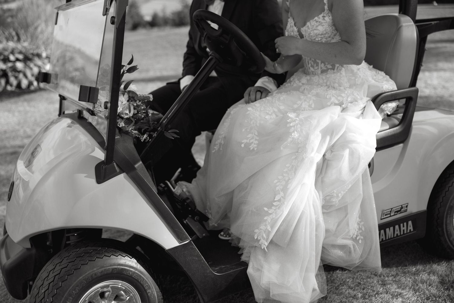 PEI weddings, PEI photographer, PEI elopement, PEI wedding Photographer, PEI Cliffs, PEI Beach photography