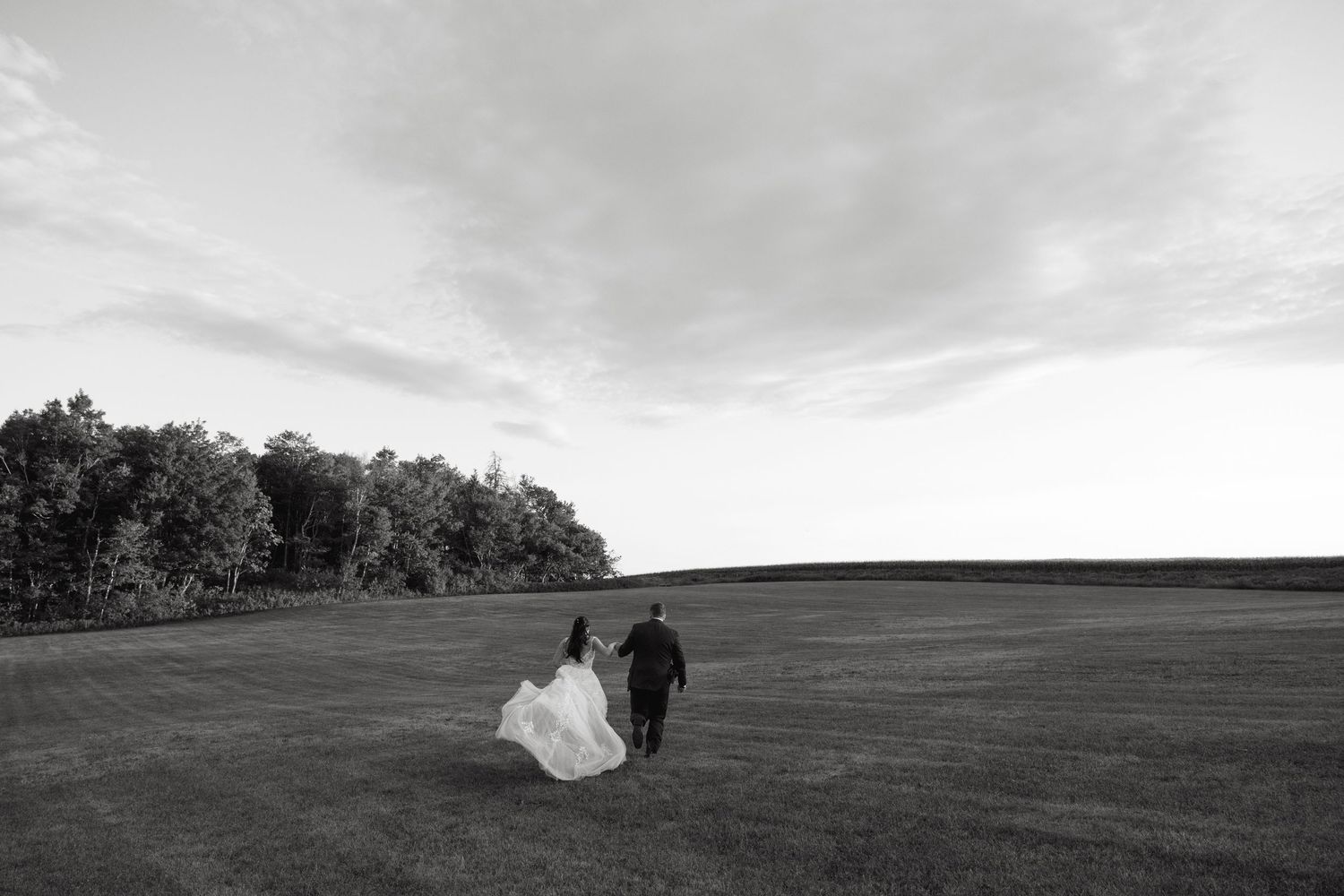 PEI weddings, PEI photographer, PEI elopement, PEI wedding Photographer, PEI Cliffs, PEI Beach photography