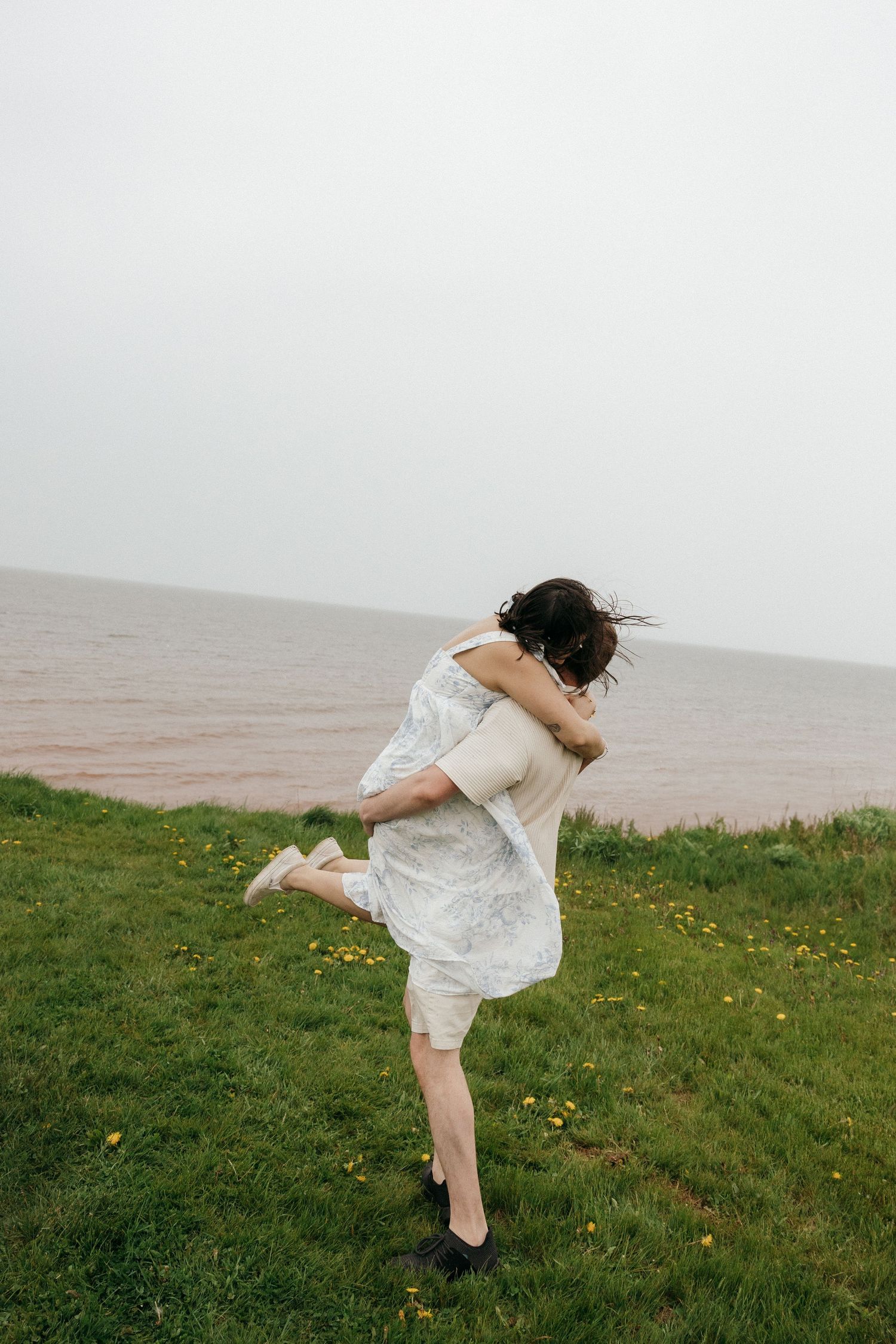 PEI weddings, PEI photographer, PEI elopement, PEI wedding Photographer, PEI Cliffs, PEI Beach photography