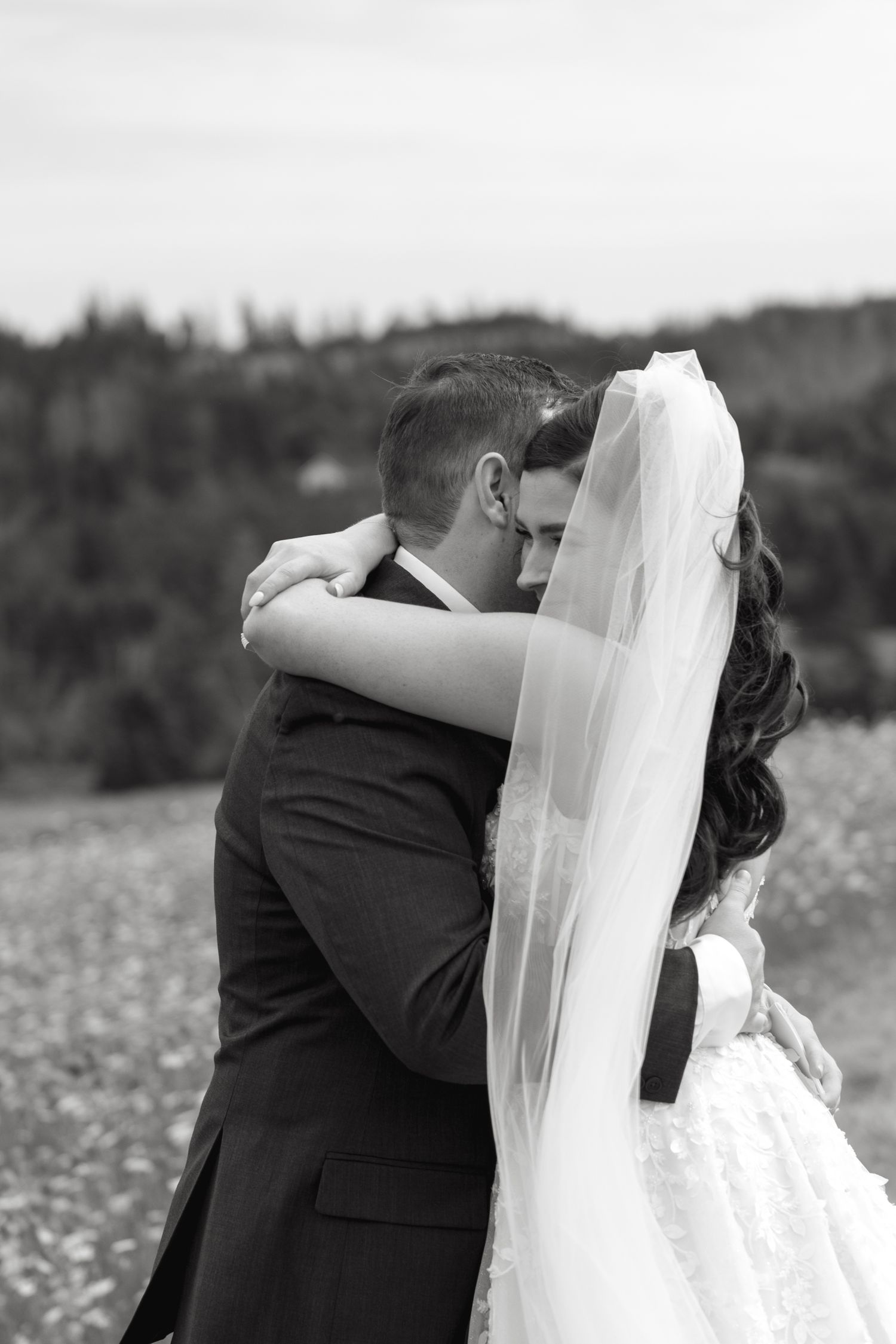 PEI weddings, PEI photographer, PEI elopement, PEI wedding Photographer, PEI Cliffs, PEI Beach photography