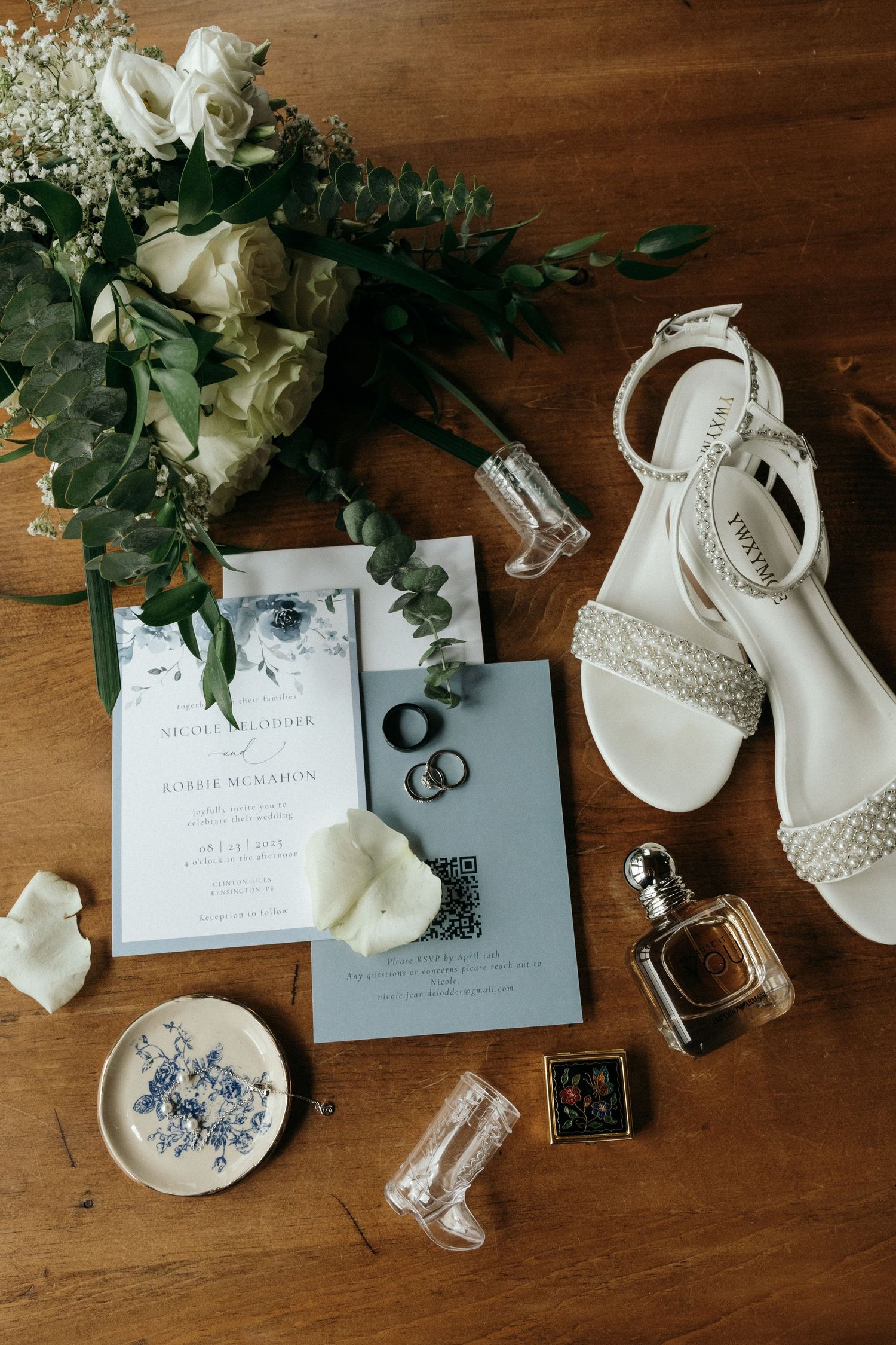 PEI weddings, PEI photographer, PEI elopement, PEI wedding Photographer, PEI Cliffs, PEI Beach photography